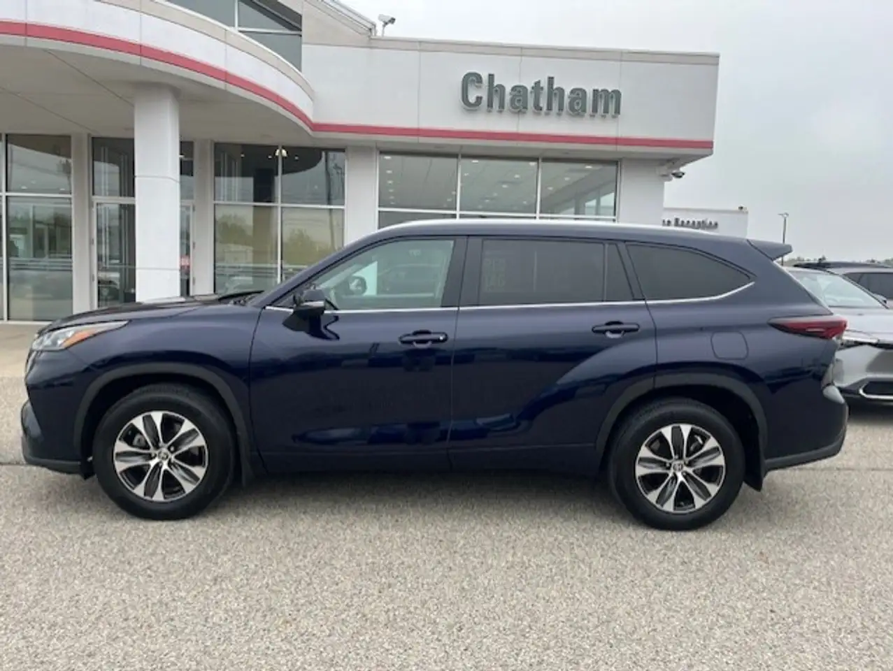 Toyota Highlander снимка Toyota Highlander