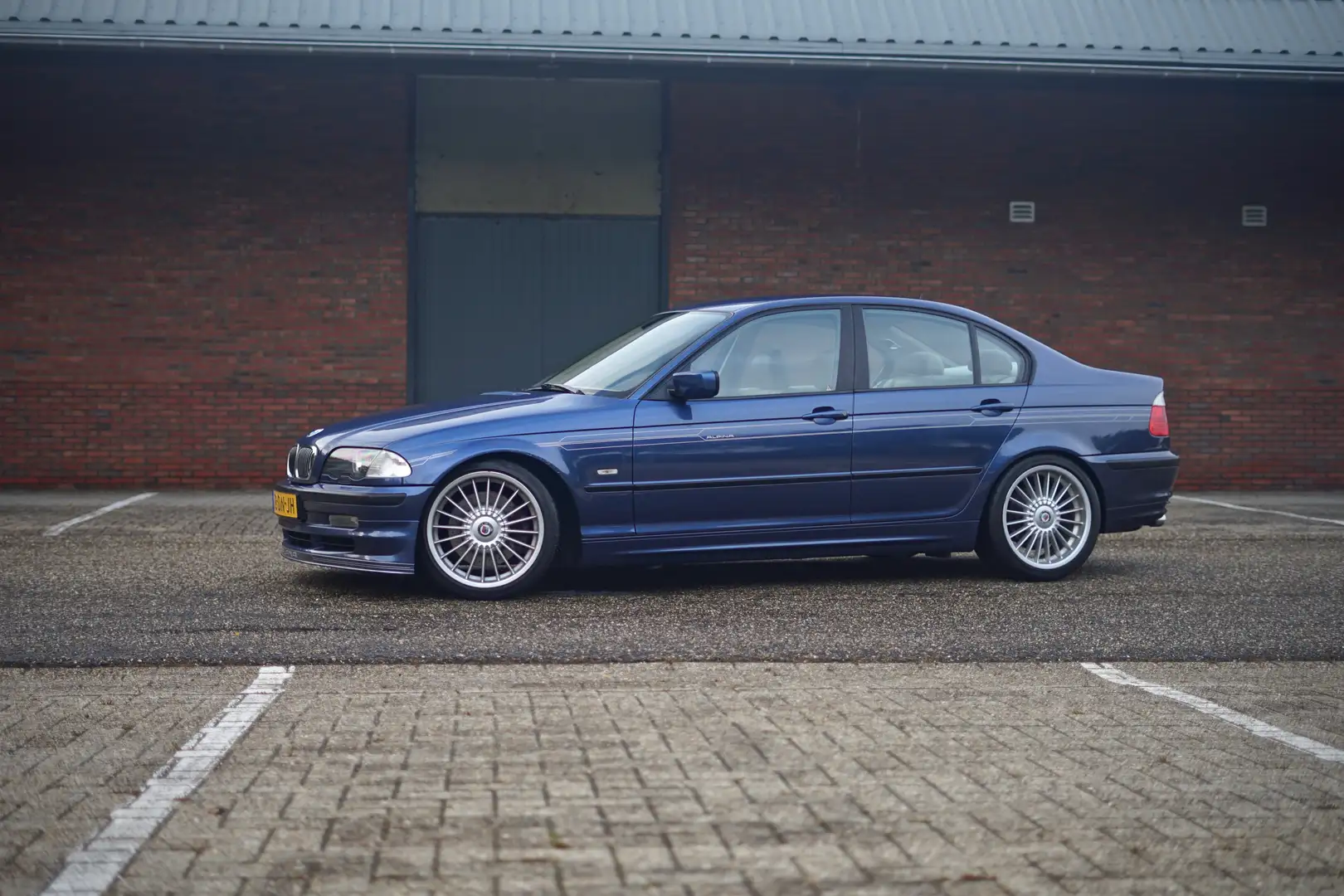 Alpina B3 | 3.3 Nmr. 045 | Zeer goed onderhouden Modrá - 2