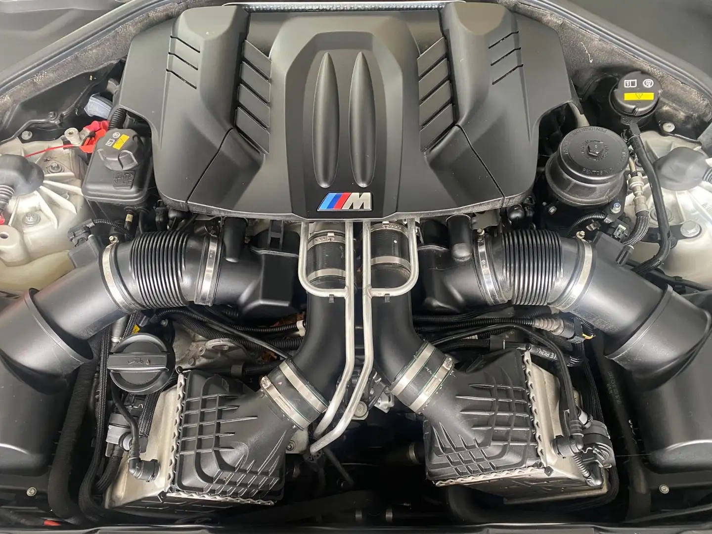 BMW M6 Coupé Competition Weiß - 2