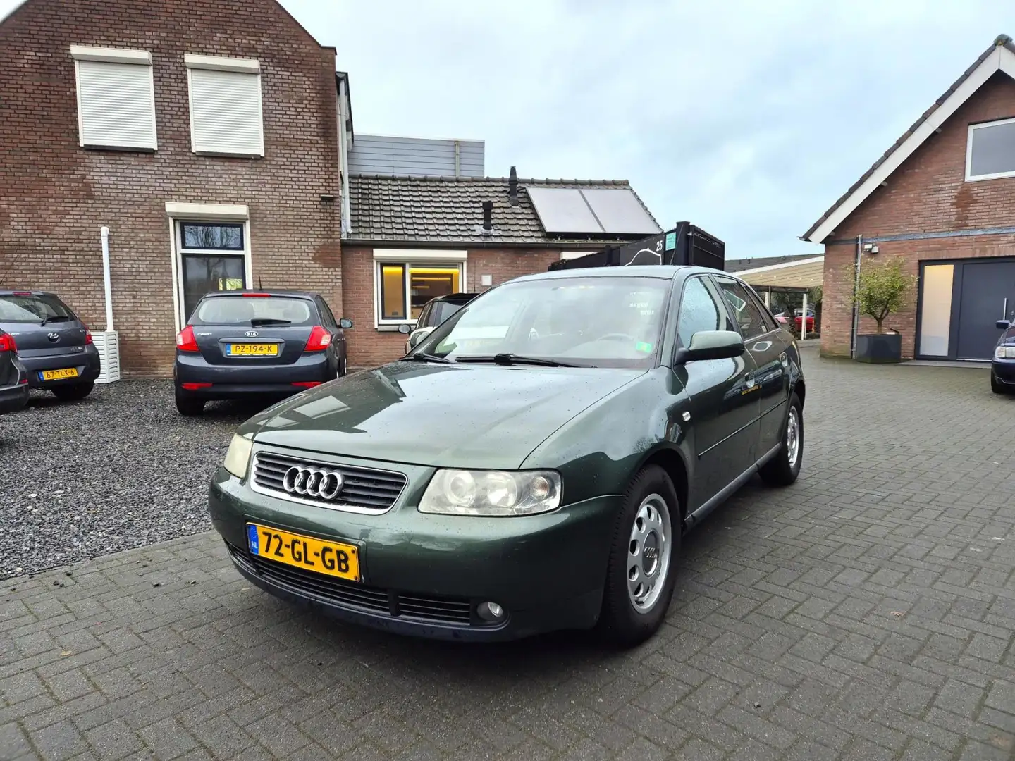 Audi A3 1.6 Attraction 5 Drs Automaat Clima Cruise Trekhaa Groen - 2