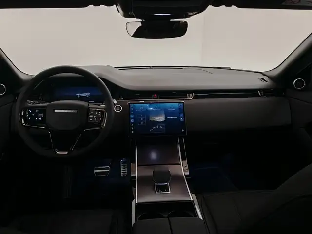 Land Rover Range Rover Evoque view 4