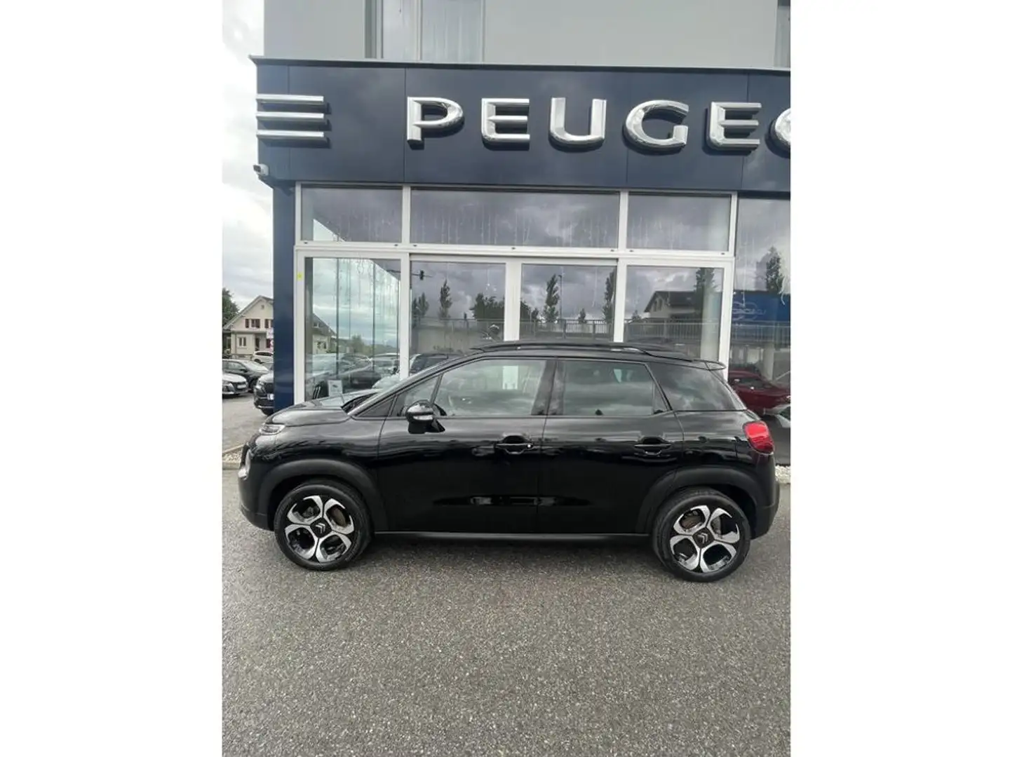 Citroen C3 Aircross Shine - Automatik Schwarz - 2