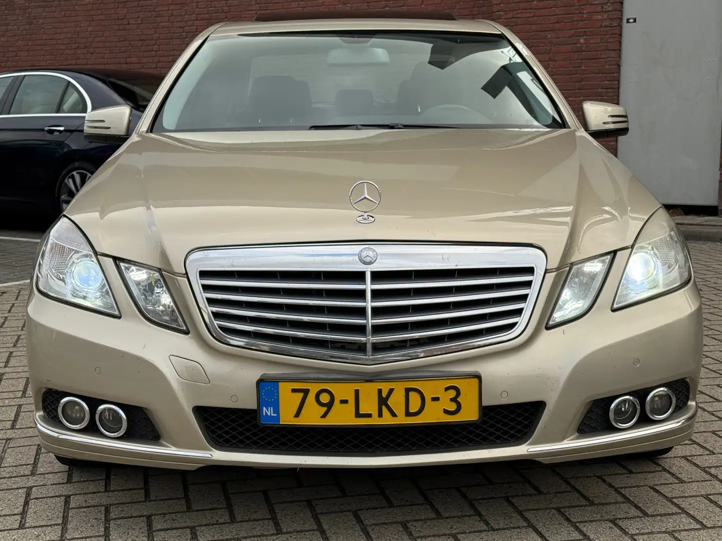 Mercedes-Benz E 250 CDI Elegance|AUTOMAAT|PANNO|1EIG|GOED-ONDERHOUDEN Beige - 2
