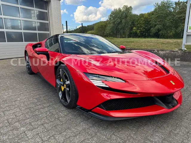 Ferrari SF90 Spider rosso corsa / cuoio° CARBON ° LIFT