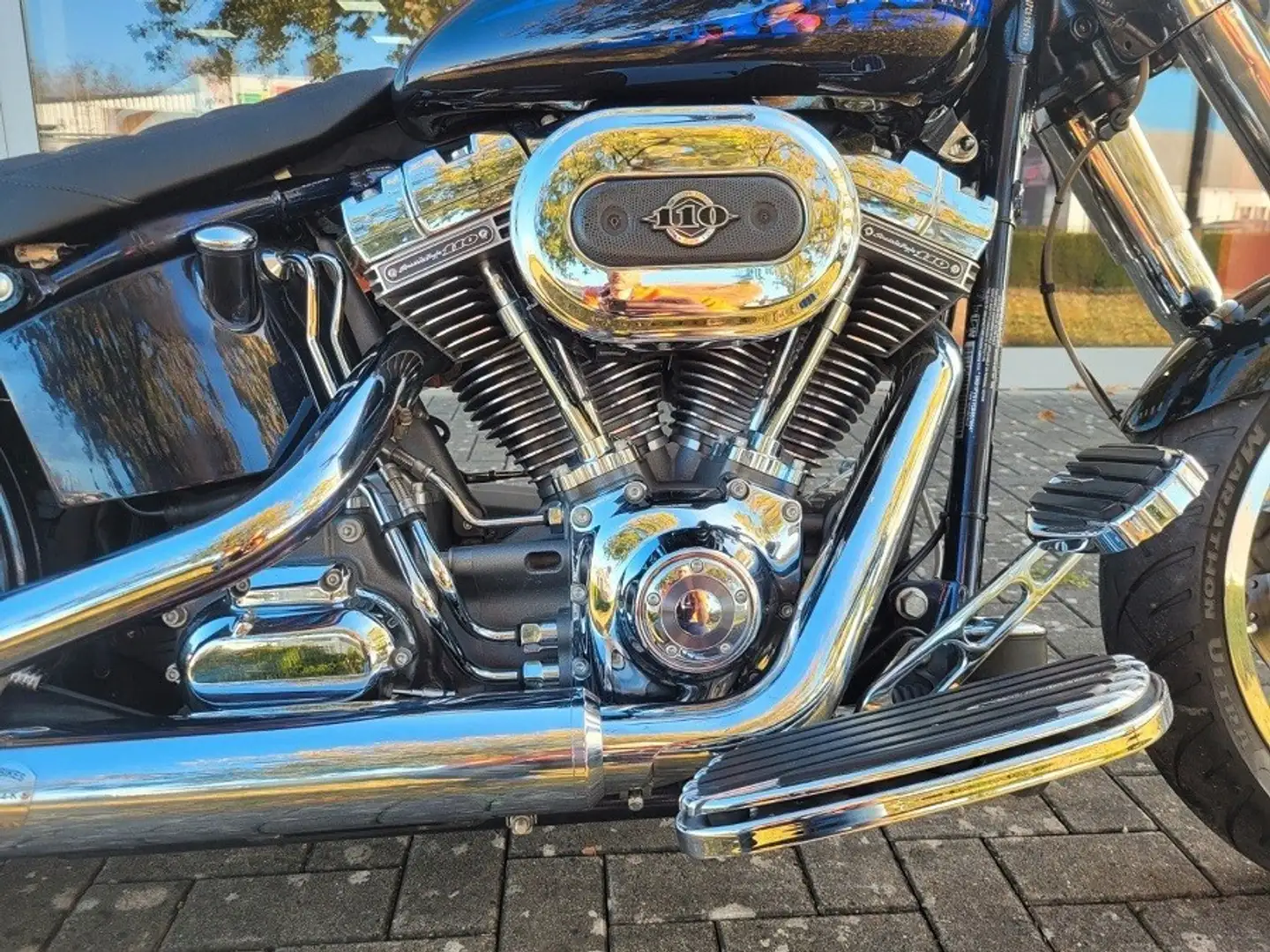 Harley-Davidson Softail FLSTSE CVO Softail Convertible Black - 2