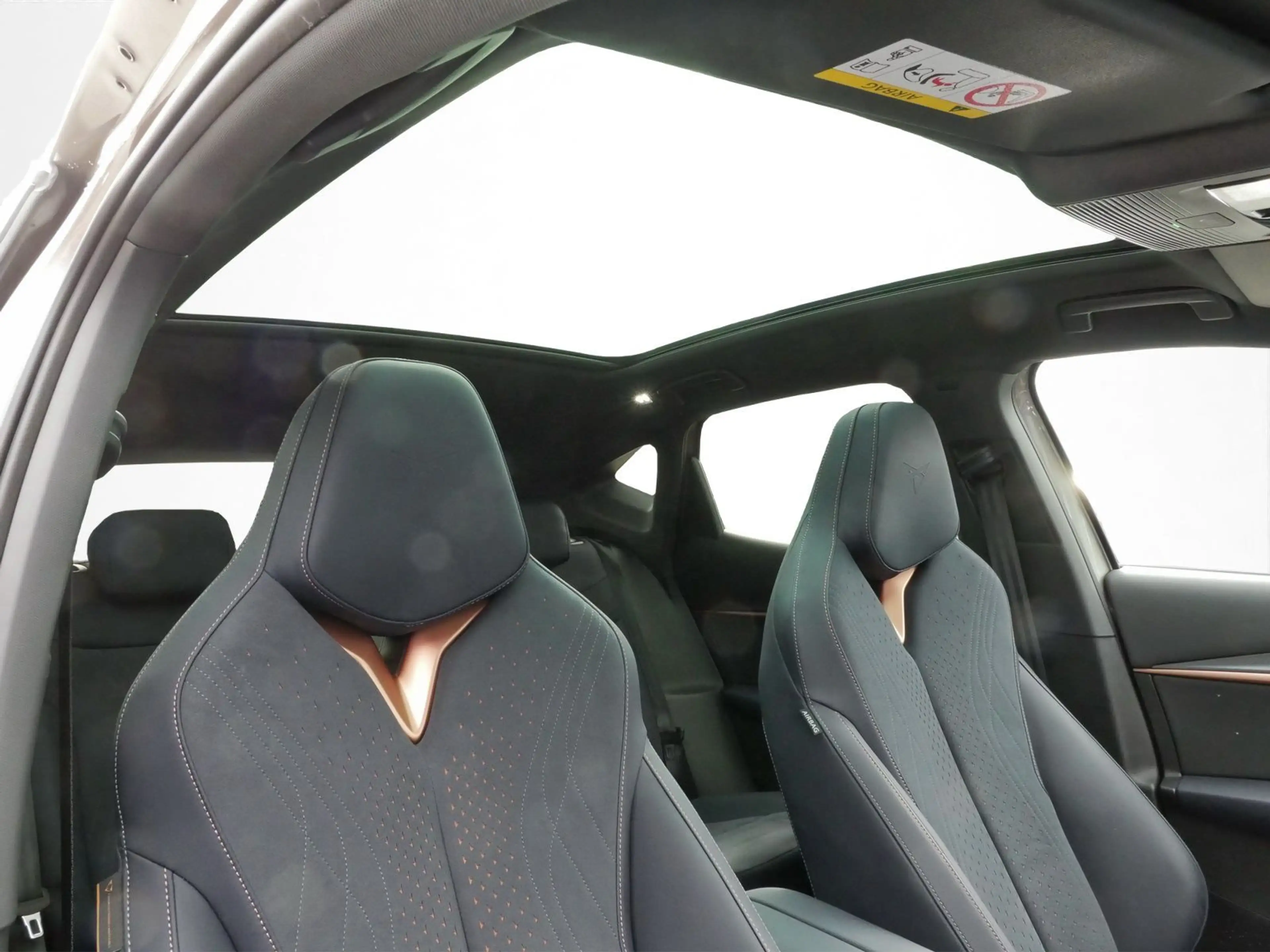CUPRA Tavascan VZ 624Km/WLTP*RFK*LED*Pano*HuD*AHK* — photo 11