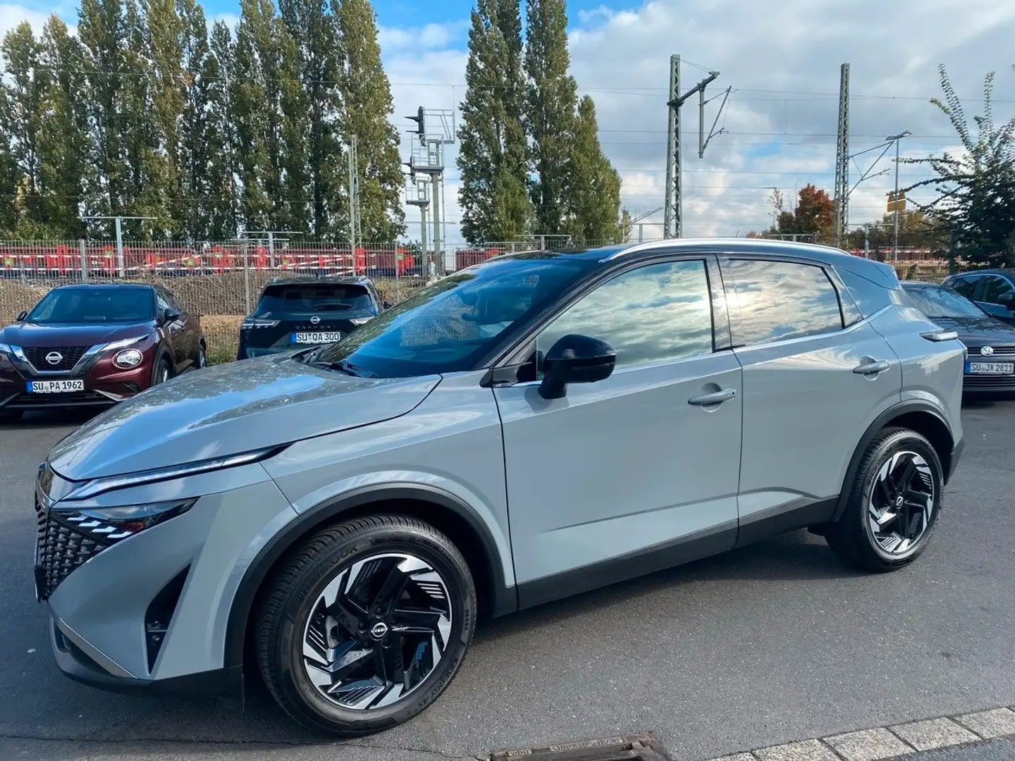 Nissan Qashqai N-Connecta/360°/Winterpaket/HUD Grau - 1