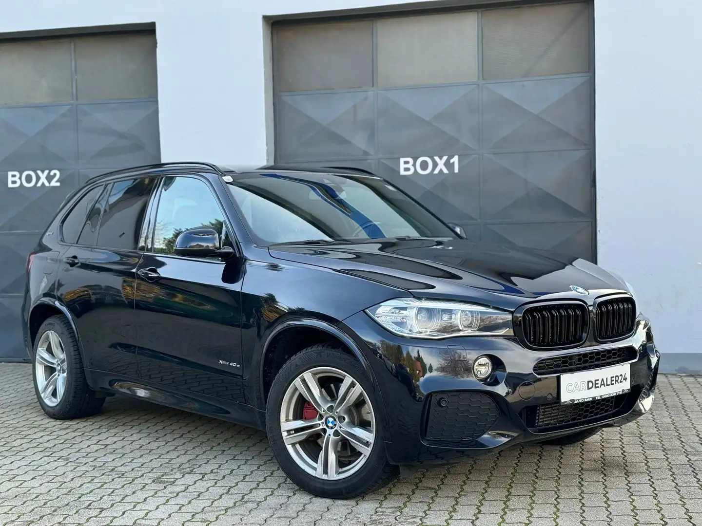 BMW X5 xDrive40e M PAKET Schwarz - 1