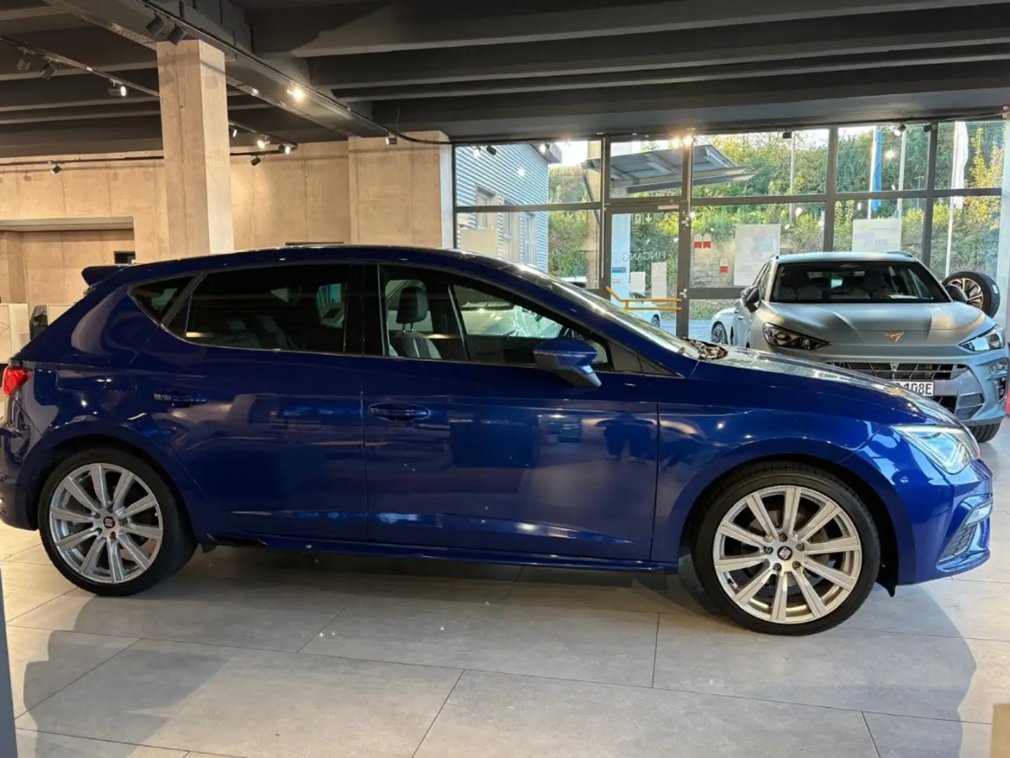 SEAT Leon FR 1.4 TSI Sportpaket Navi Leder Soundsystem LED S Blau - 2