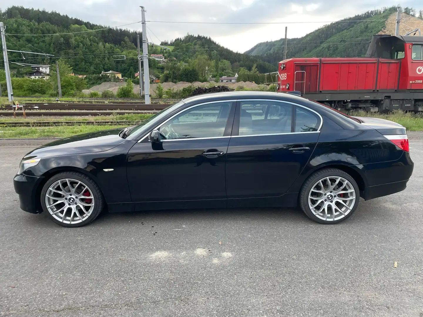 BMW 525 525i,Telefonnummer:0650/8616147 Noir - 1