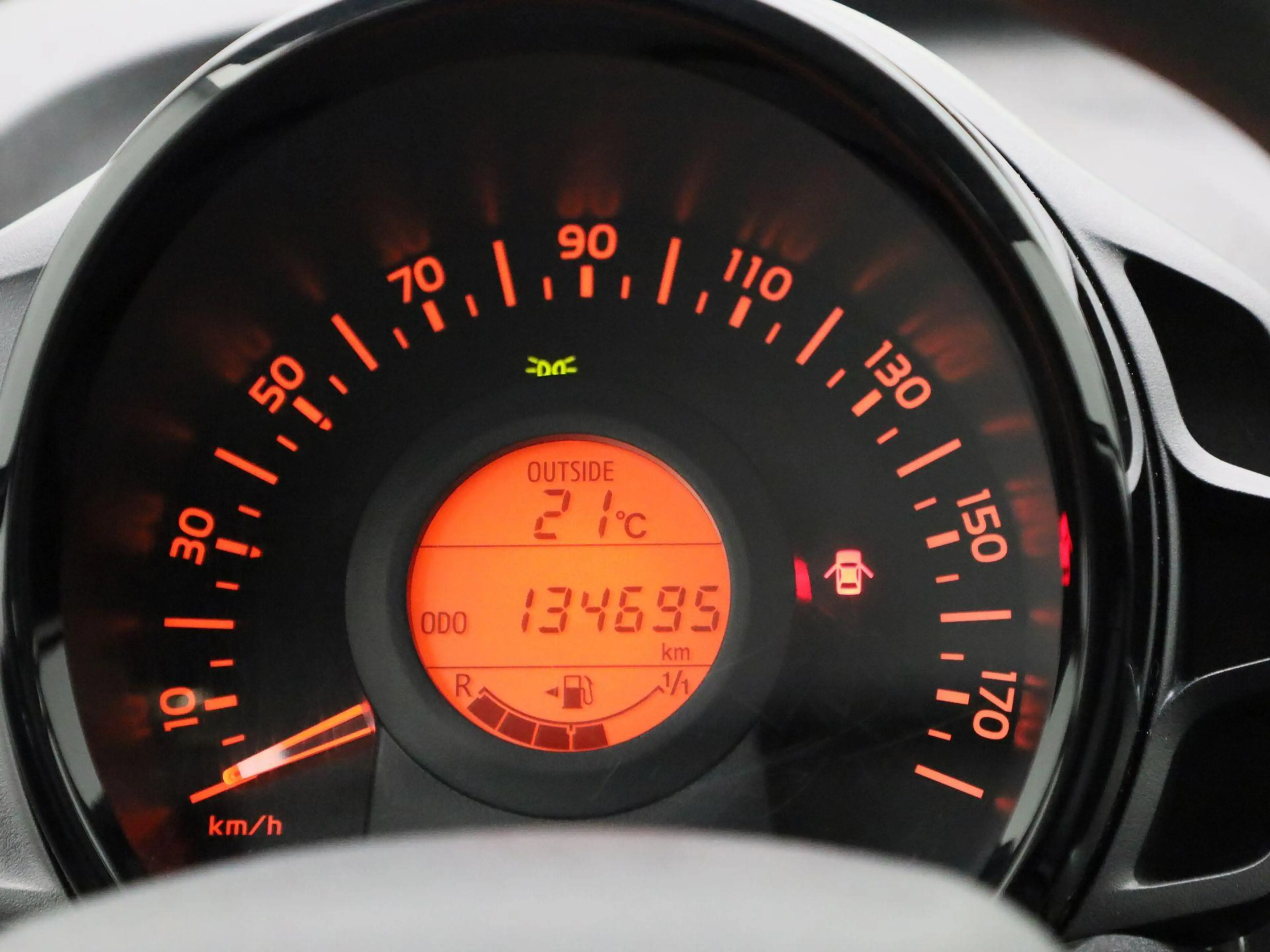 Peugeot 108 1.0 e-VTi Active — photo 8