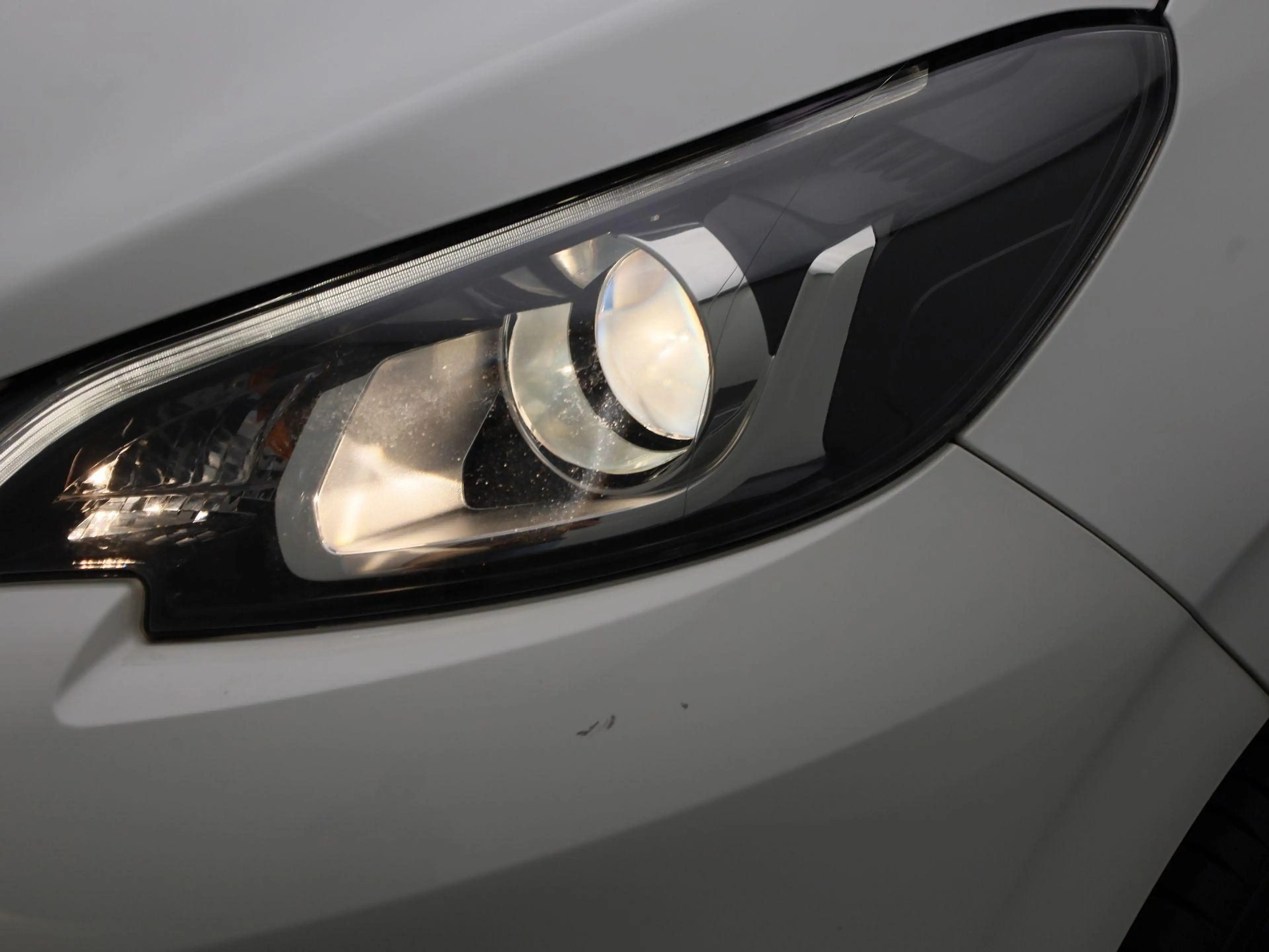 Peugeot 108 1.0 e-VTi Active — photo 13