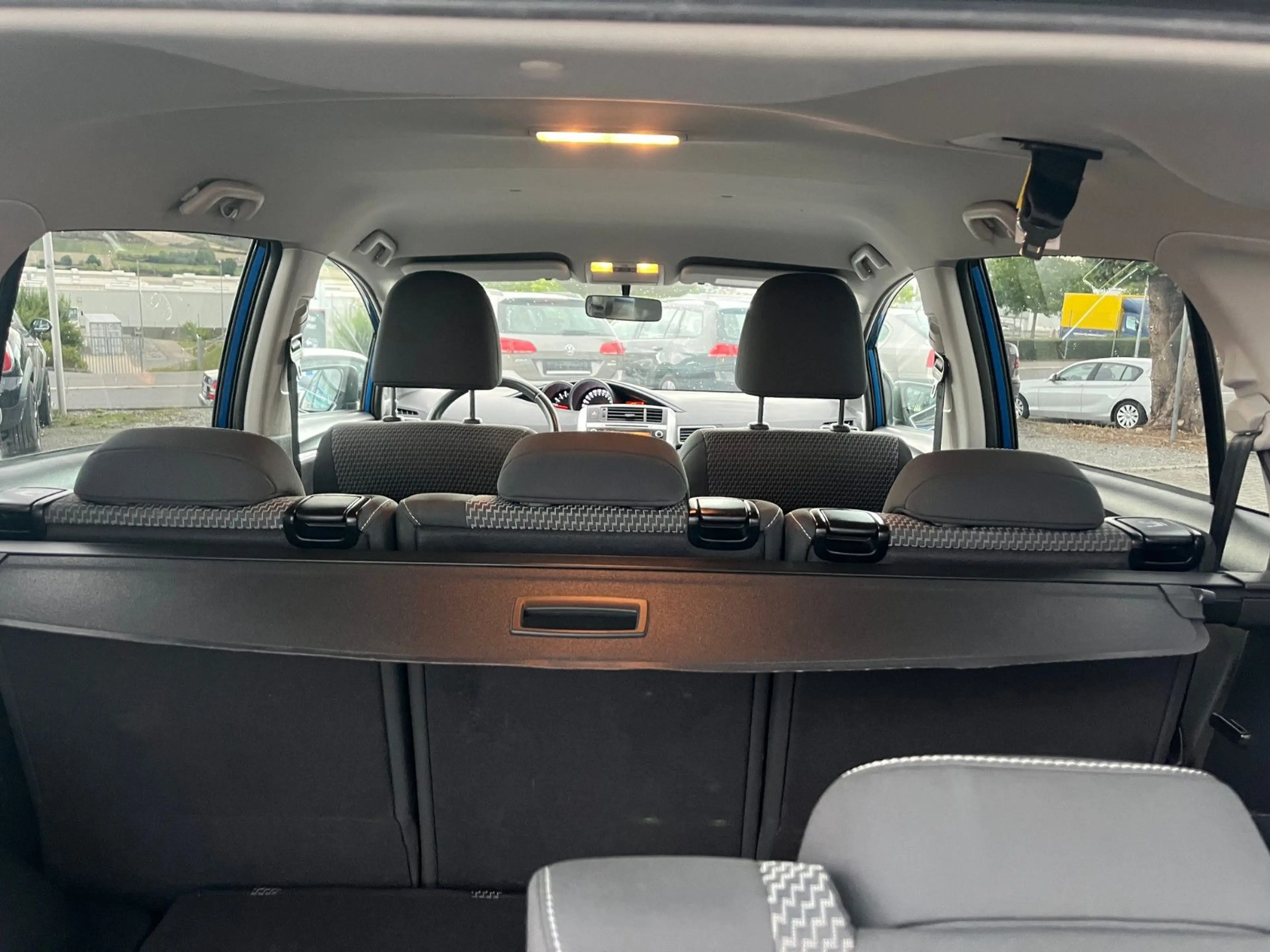 Toyota Verso Comfort — photo 13