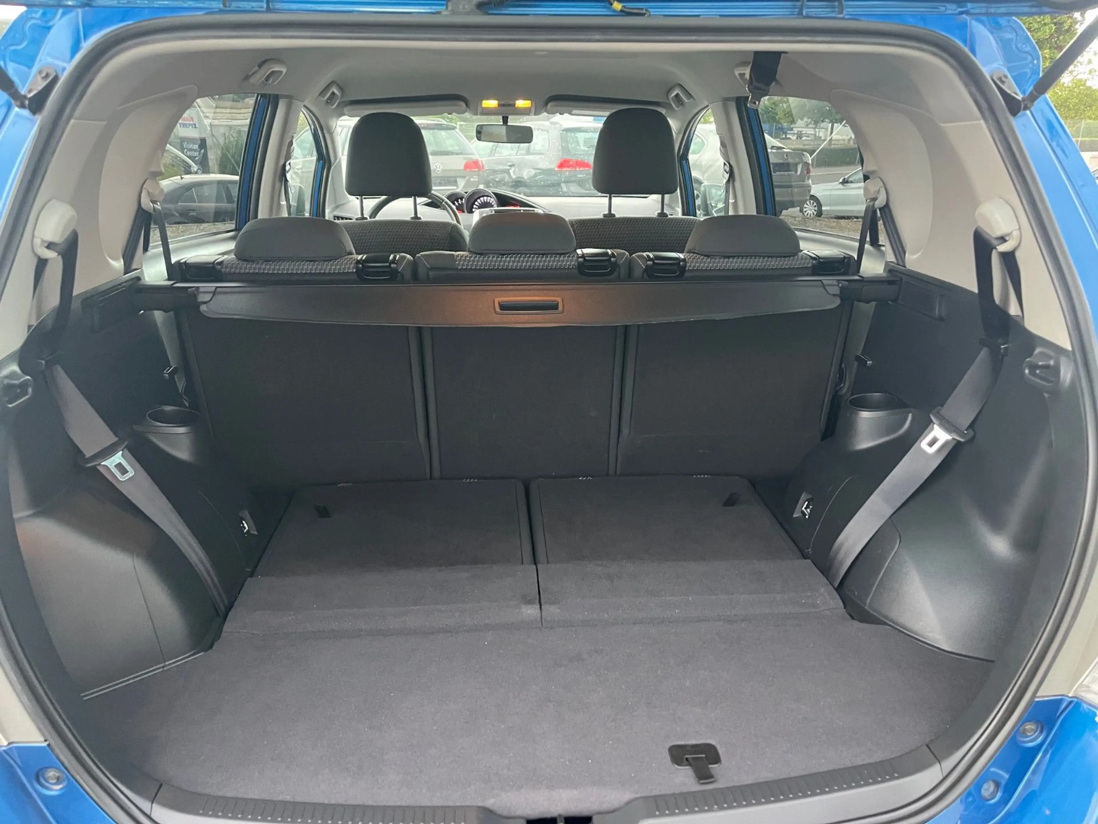 Toyota Verso Comfort — photo 11