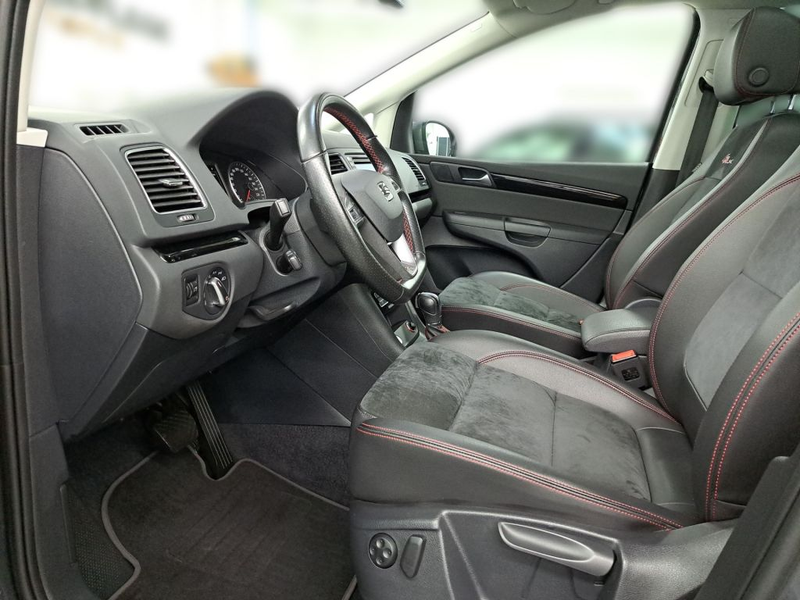 SEAT Alhambra 1.4 TSI S&S DSG OPF FR-LINE PANO AHK — photo 11