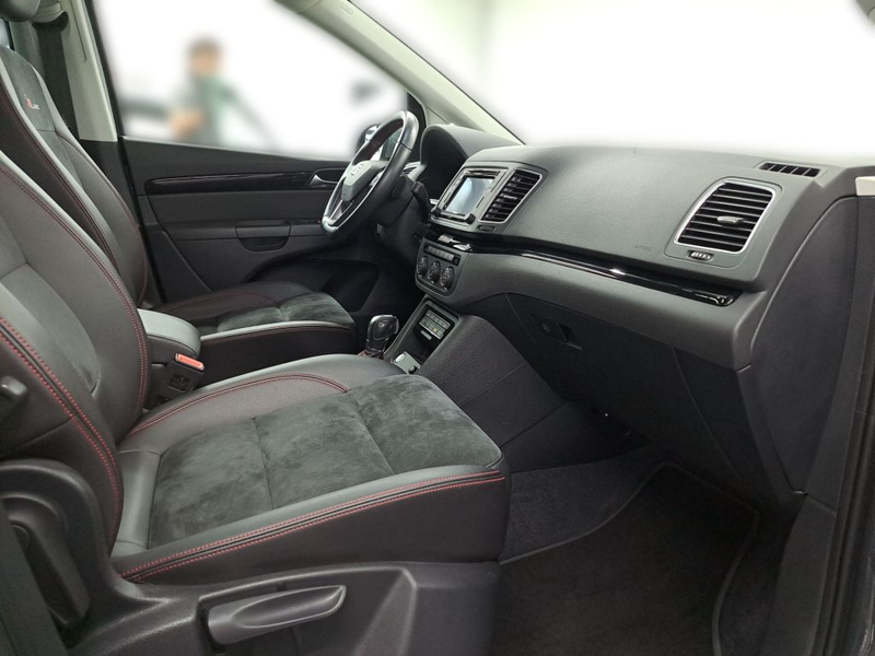 SEAT Alhambra 1.4 TSI S&S DSG OPF FR-LINE PANO AHK — photo 26