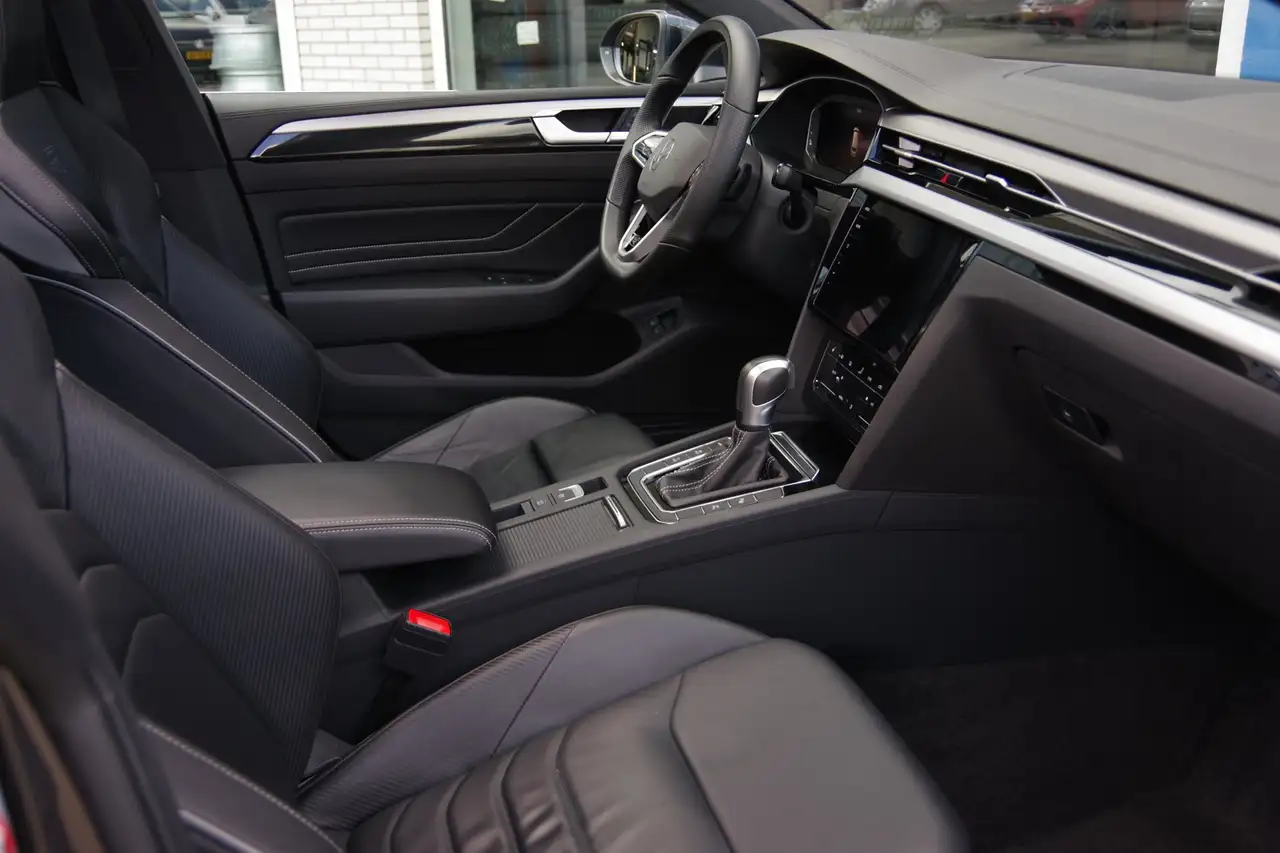 Volkswagen Arteon Shooting Brake 1.4 TSI eHybrid R-Line SOH 93% Pano 14