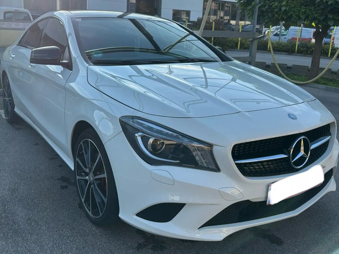 Mercedes-Benz CLA 200 CLA 200 CDI Weiß - 2