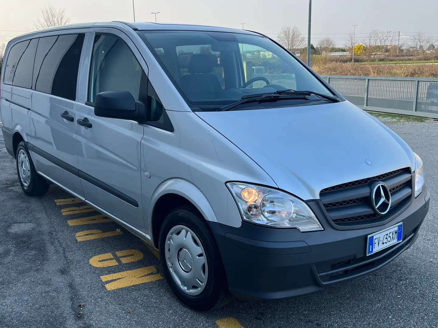 Mercedes-Benz Vito Gancio Traino Grigio - 2
