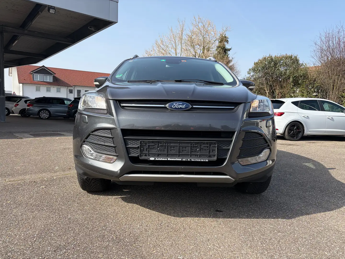 Ford Kuga Sync Edition*HU 11/2026*108.000 km* Grau - 2