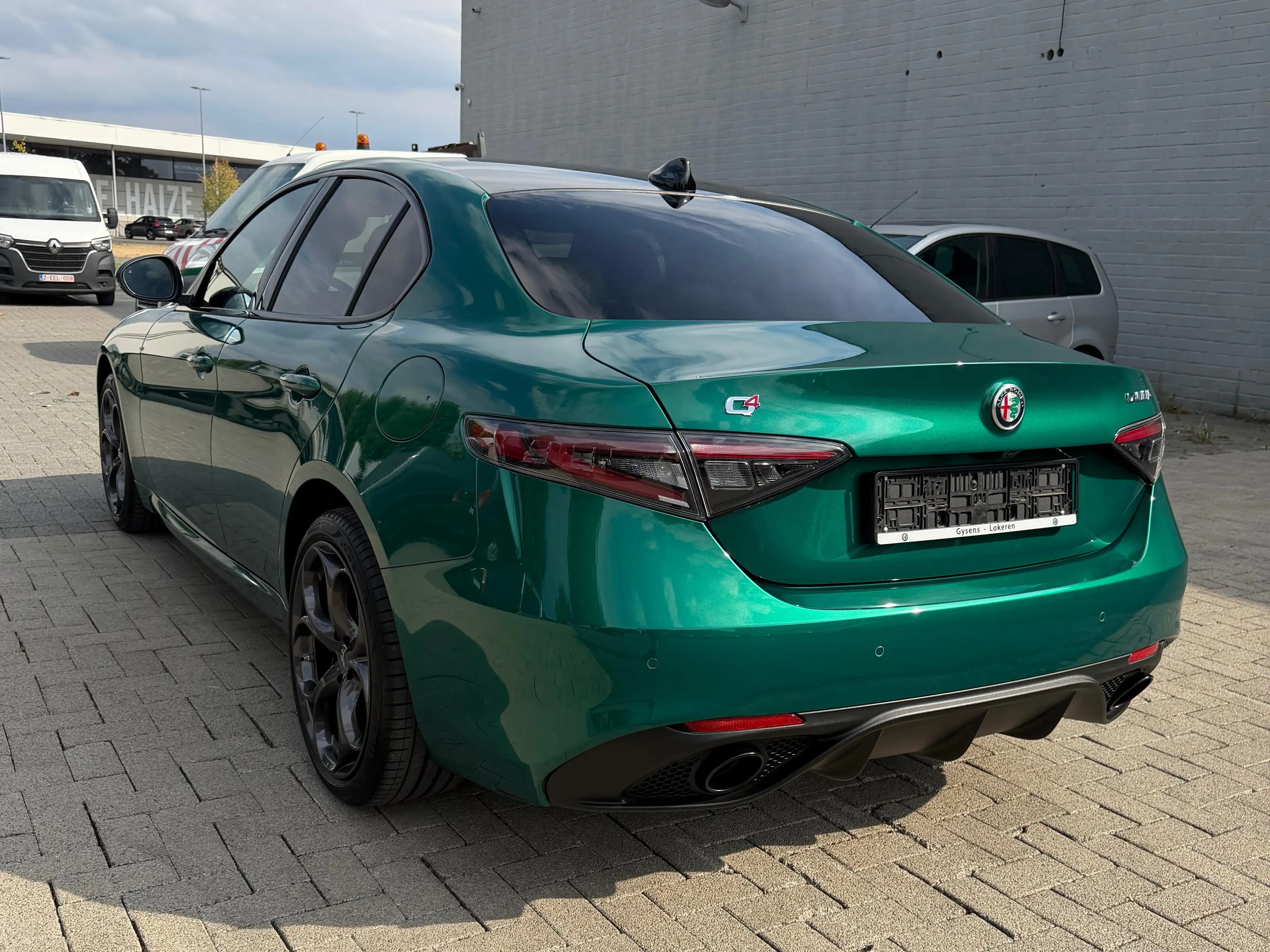 Alfa Romeo Giulia Giulia 2.0 T Q4 Tributo Italiano Tributo Italiano — photo 4