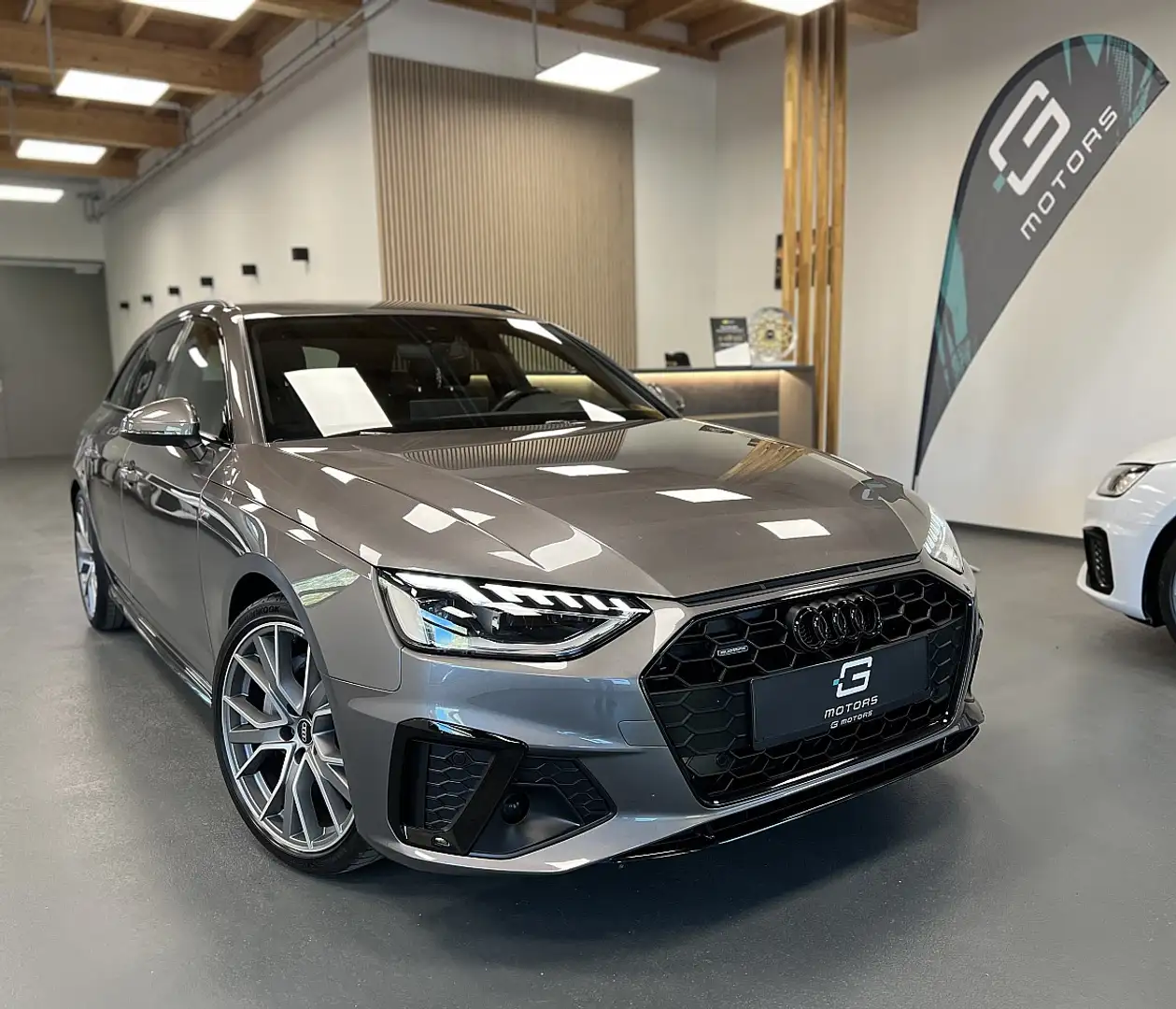 Audi A4 AVANT 40 TDI SPORT QUATTRO S-LINE COMPETTITION ... Gris - 1