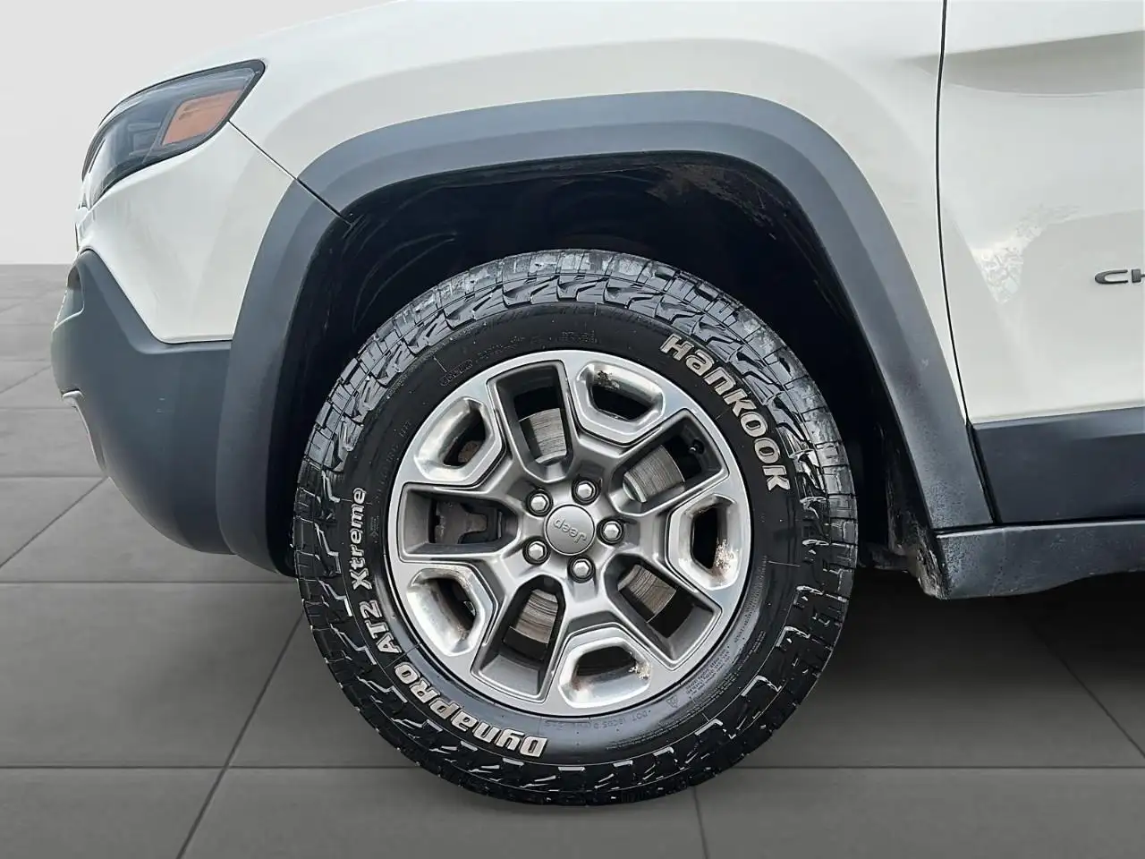 Jeep Cherokee снимка Jeep Cherokee