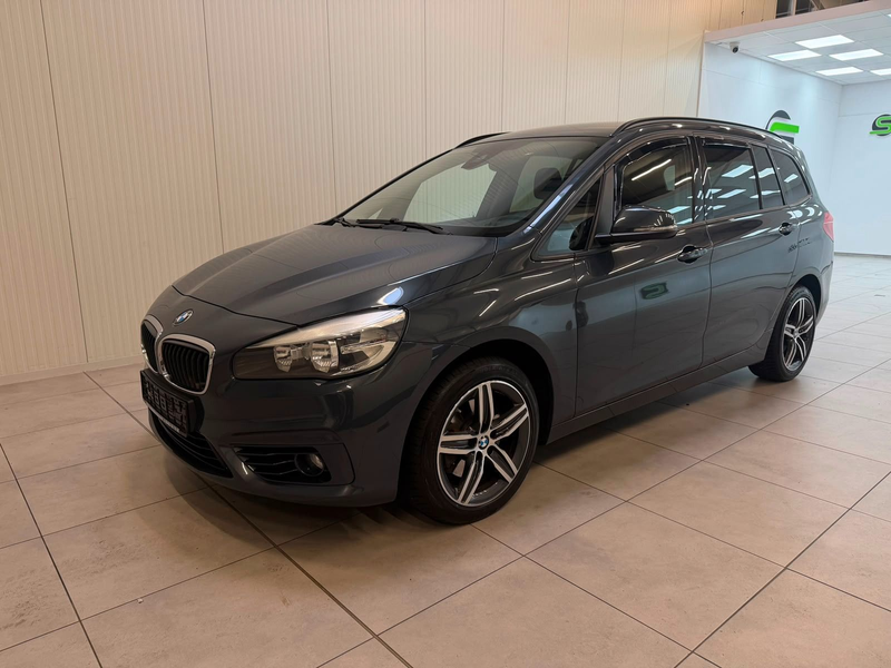 BMW 218 218 d Gran Tourer / NAVI / AHK / SHZ / LM-FELGE
