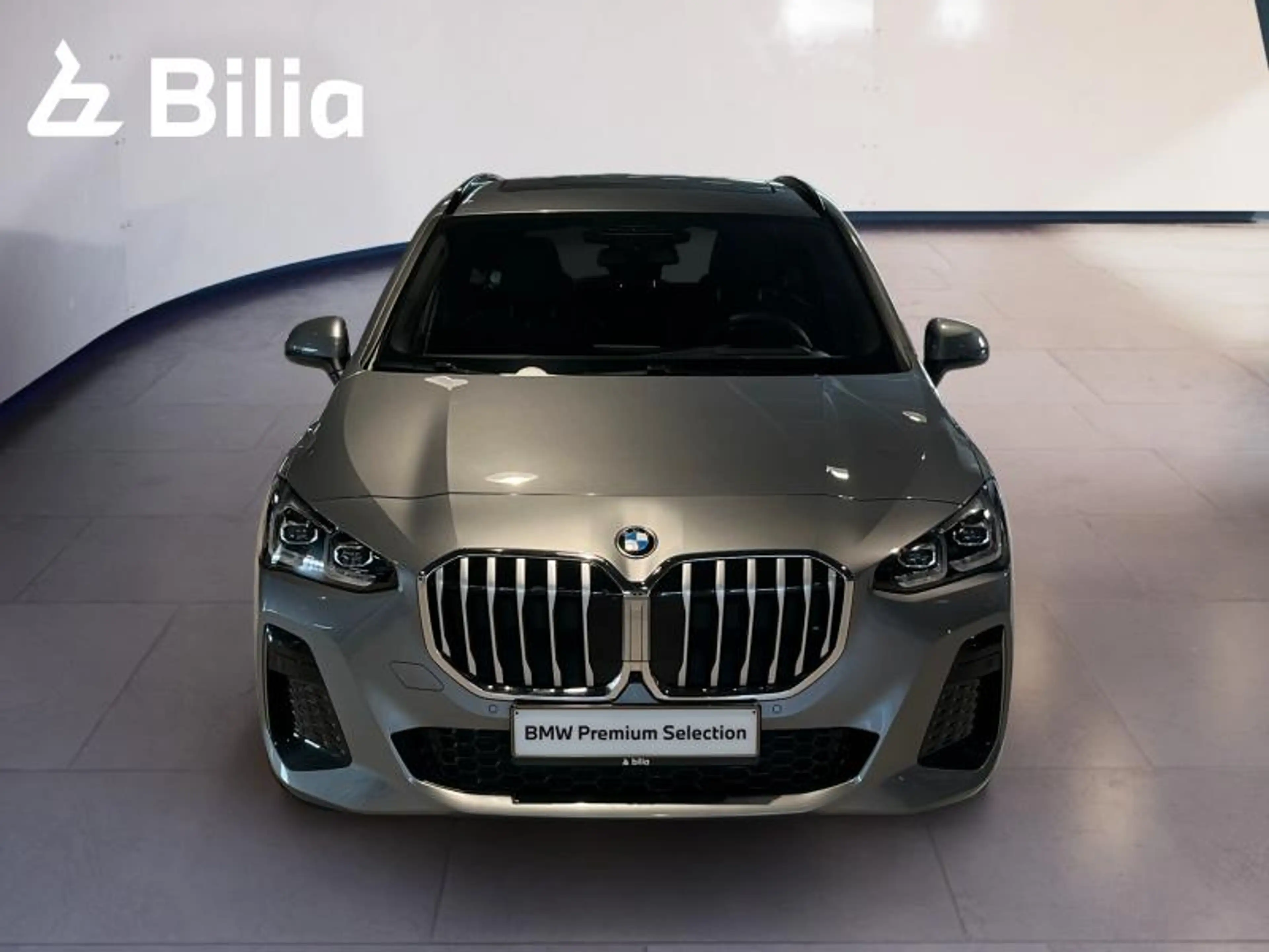 BMW 223 223i xDrive Active Tourer M Sport — photo 2