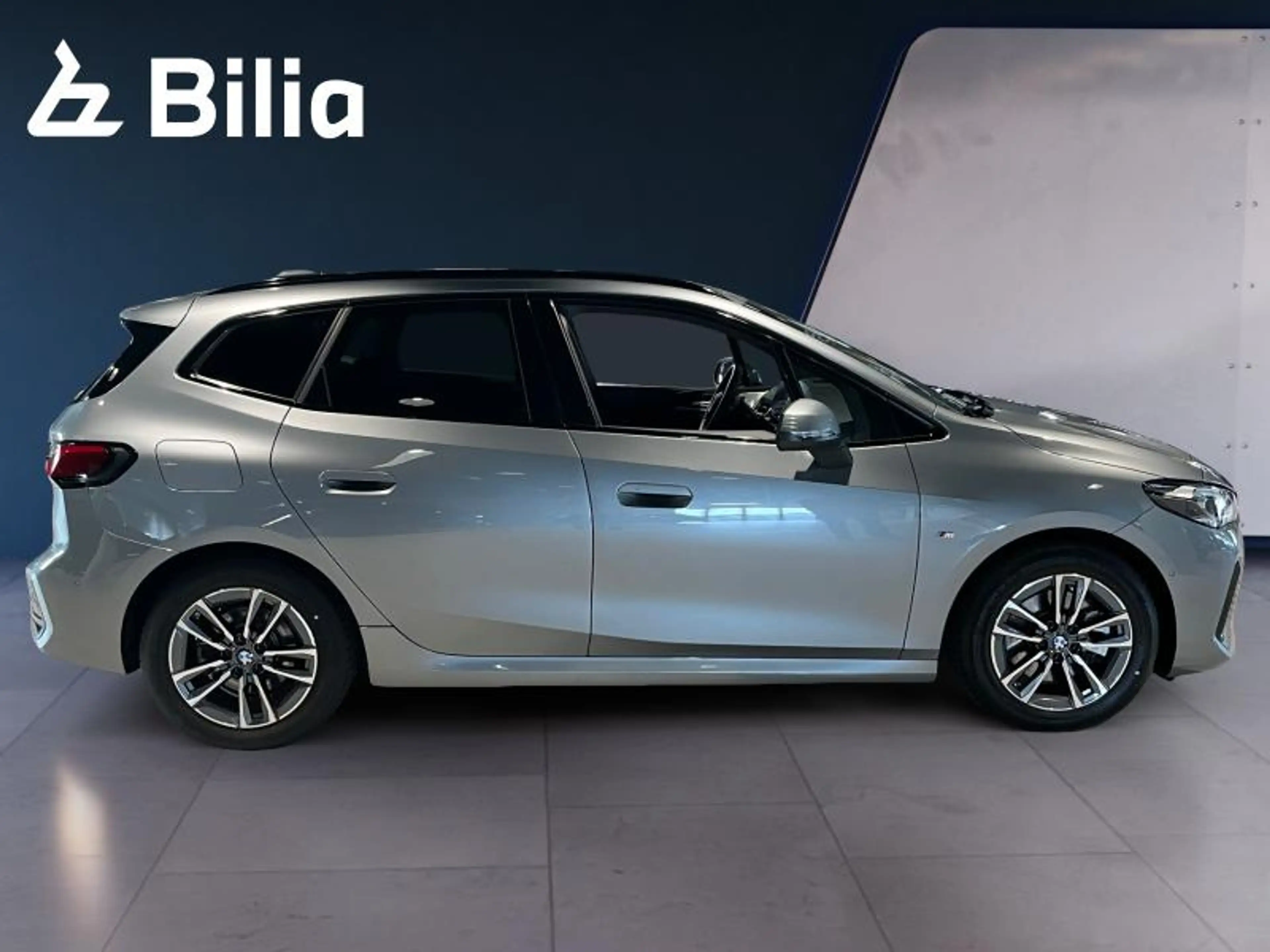 BMW 223 223i xDrive Active Tourer M Sport — photo 4