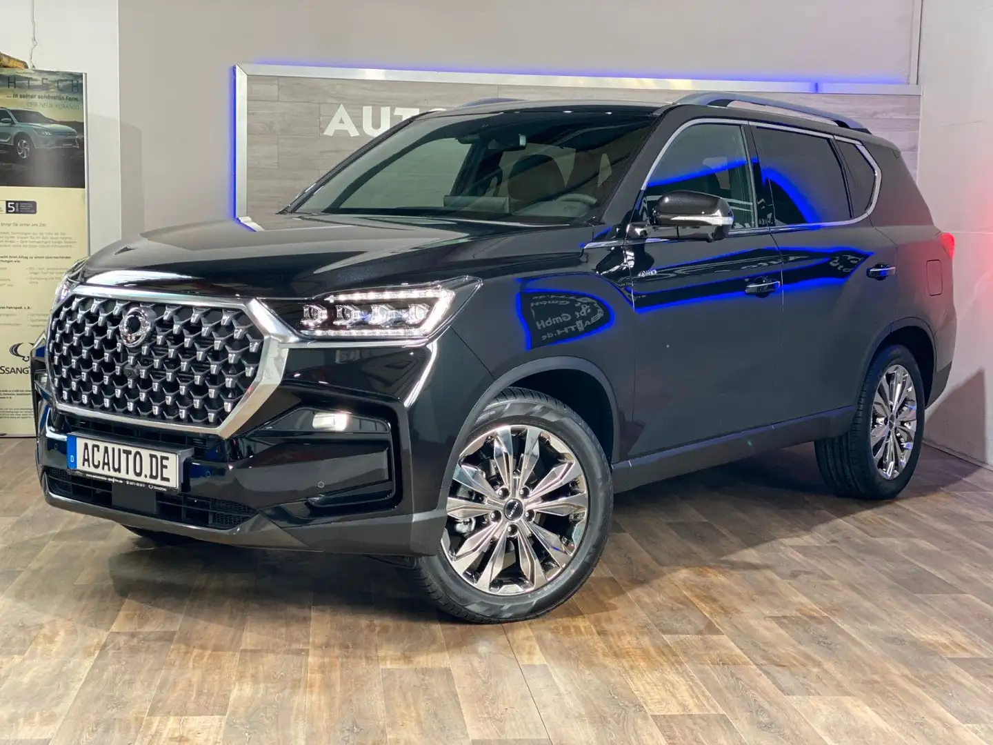 KGM Rexton Lux 2,2d 8AT +4WD+360°+LED+ACC Schwarz - 1