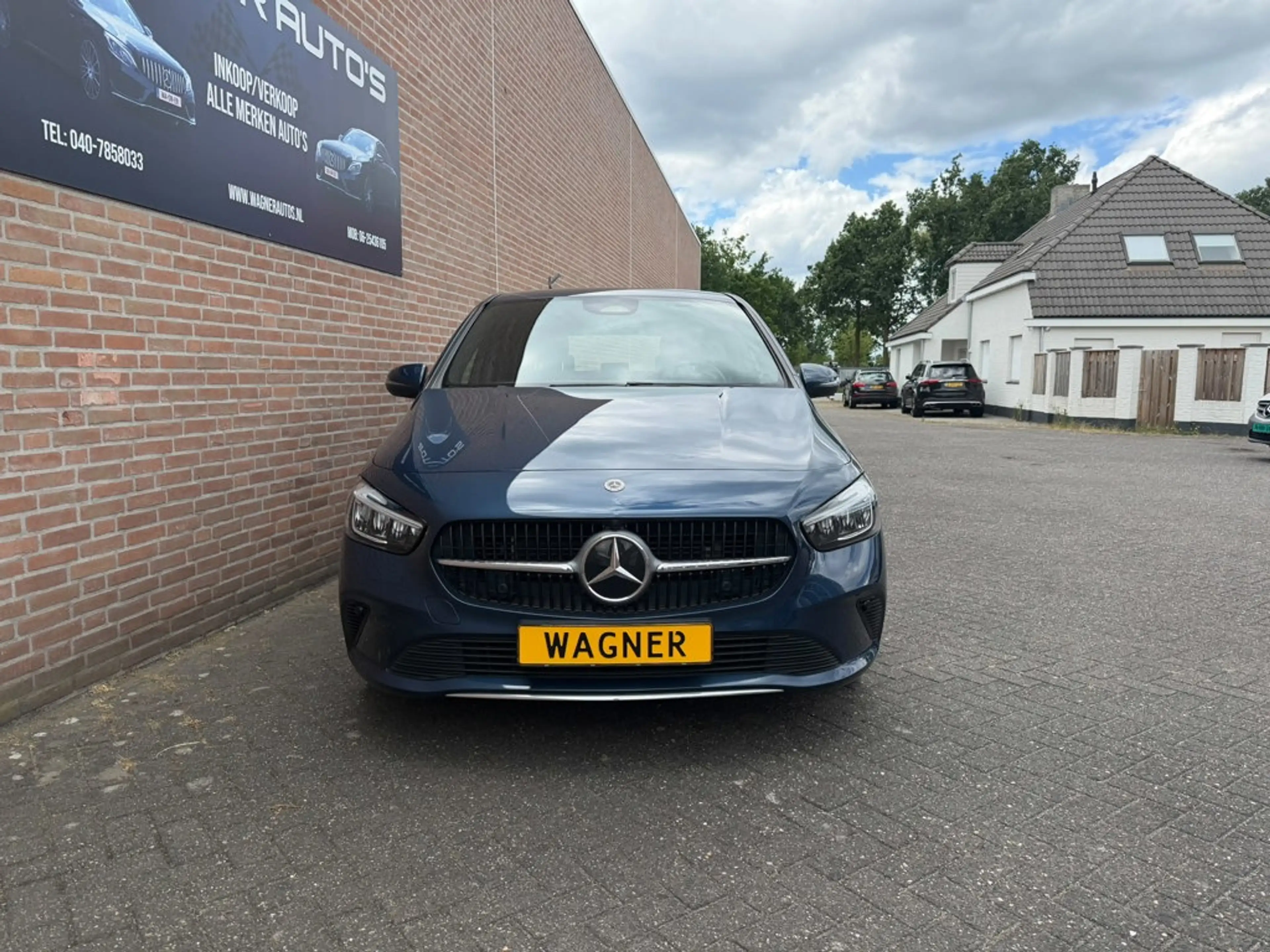 Mercedes-Benz B 250 e Luxury Line Adaptive-Cruisecontrol Keyless-Go+En — photo 2