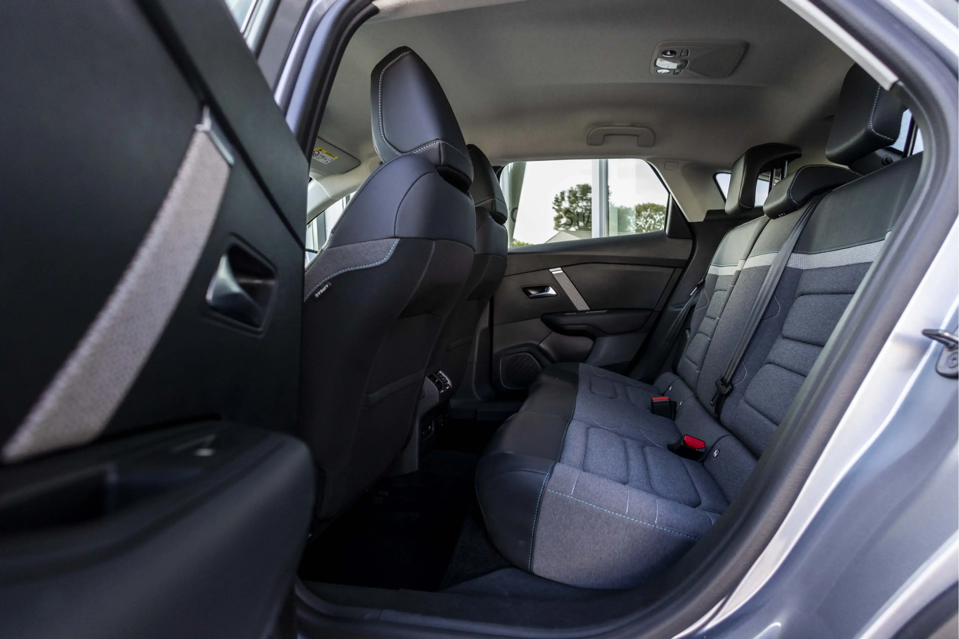 Citroen E-C4 Electric You 50 kWh | Warmtepomp | NL Auto | Carplay — photo 10