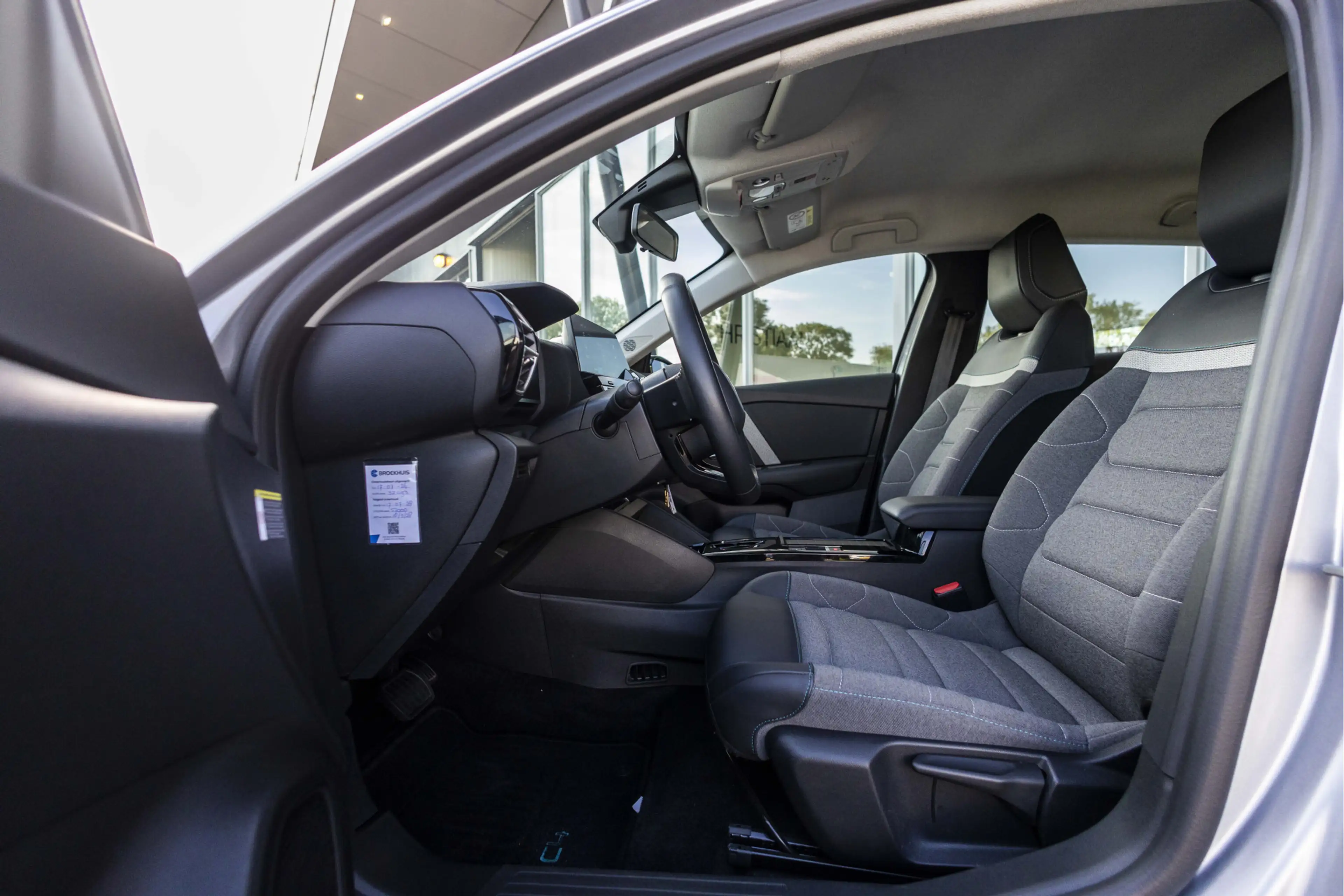 Citroen E-C4 Electric You 50 kWh | Warmtepomp | NL Auto | Carplay — photo 9