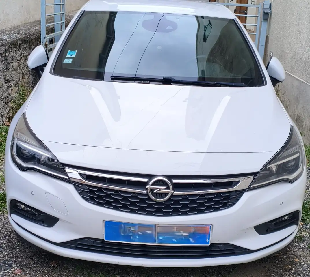 Opel Astra 1.6 CDTI BiTurbo 160 ch Start/Stop Dynam