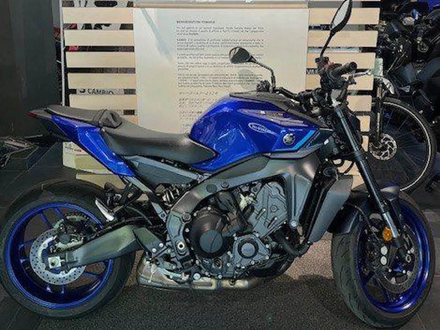 Yamaha MT-09 Y-AMT Blu/Azzurro - 1