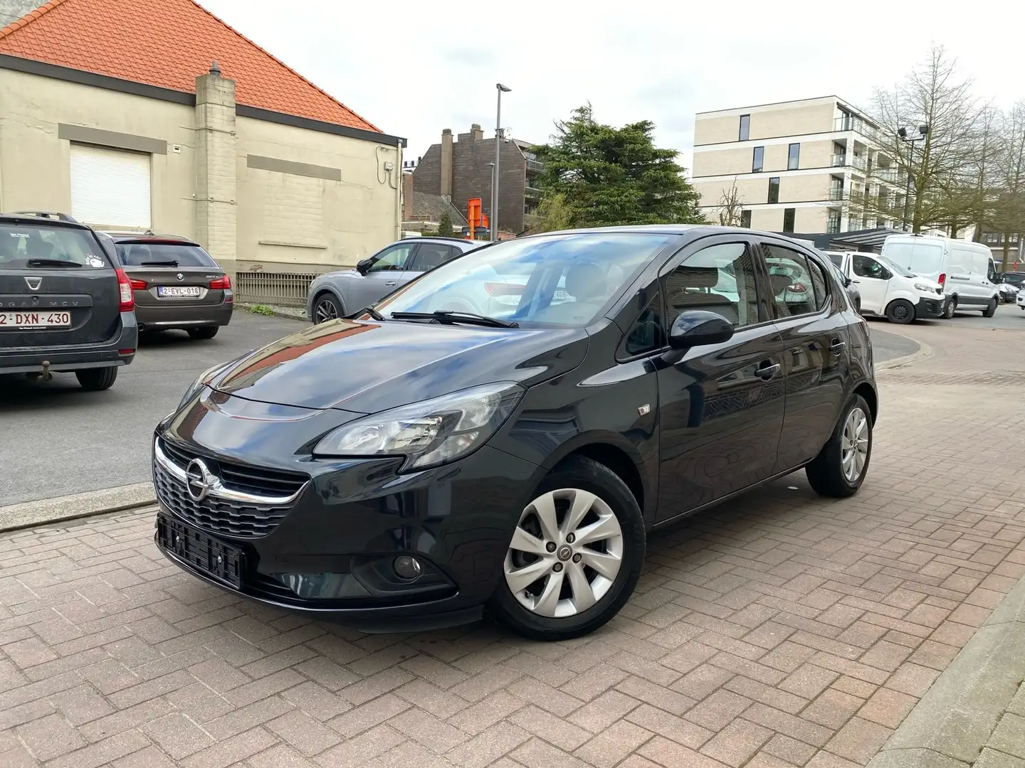 Opel Corsa 1.2 i benzine/2015 /Airco/Garantie Zwart - 1