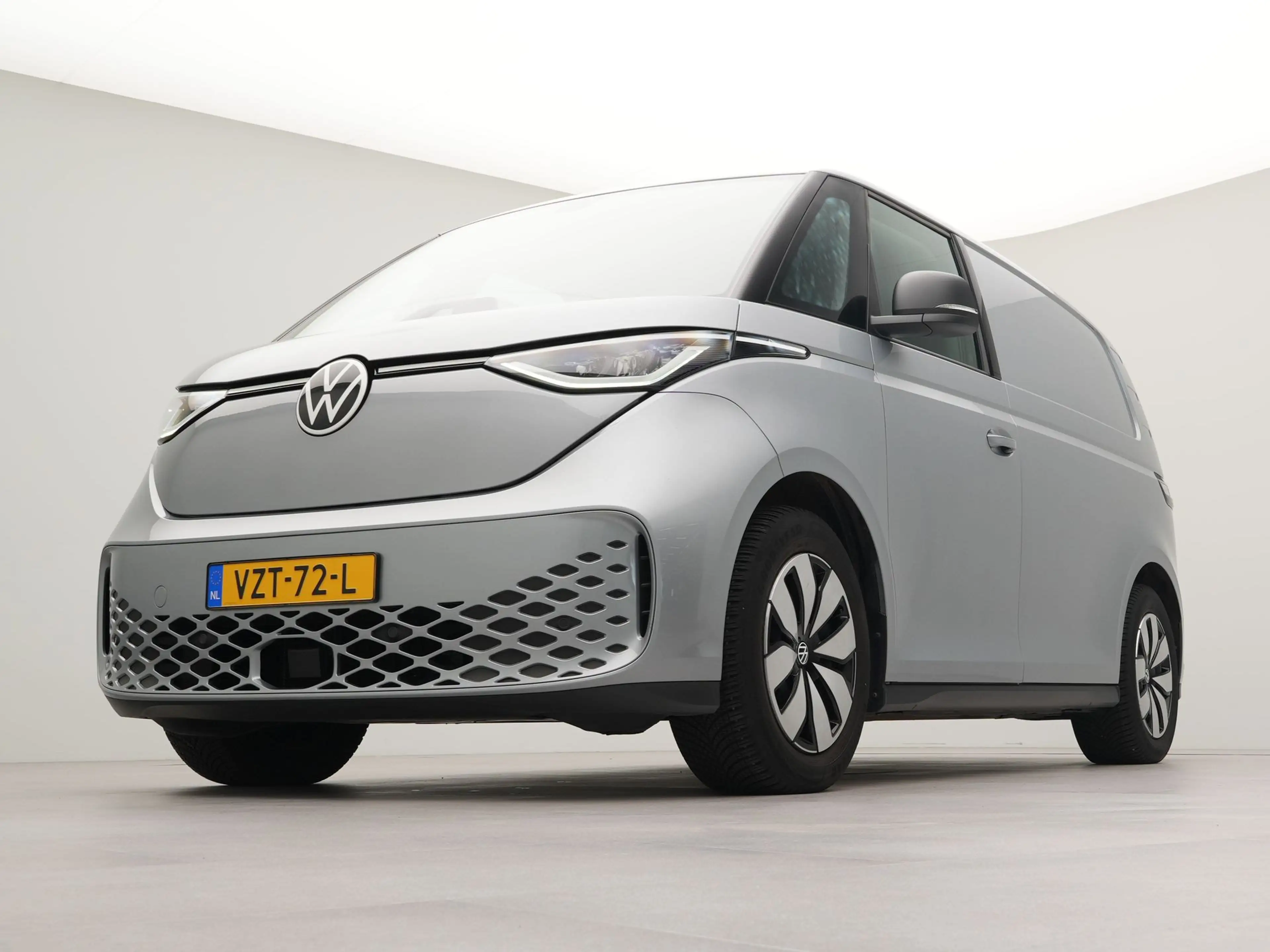Volkswagen ID. Buzz Cargo 77 kWh/204pk WLTP 408km bijrijdersbank, achterklep — photo 10