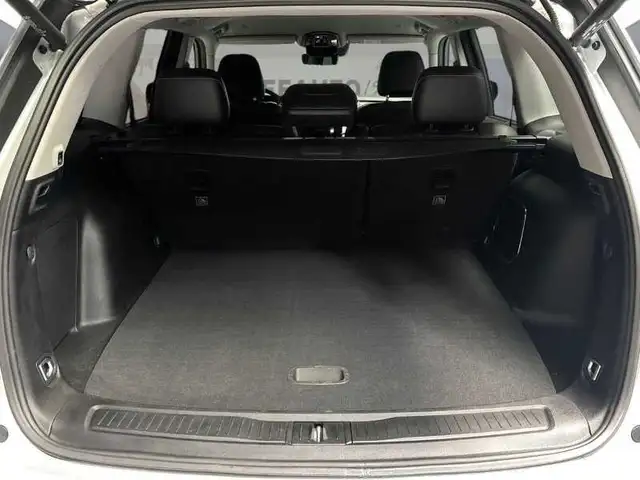 Jeep Grand Cherokee view 7