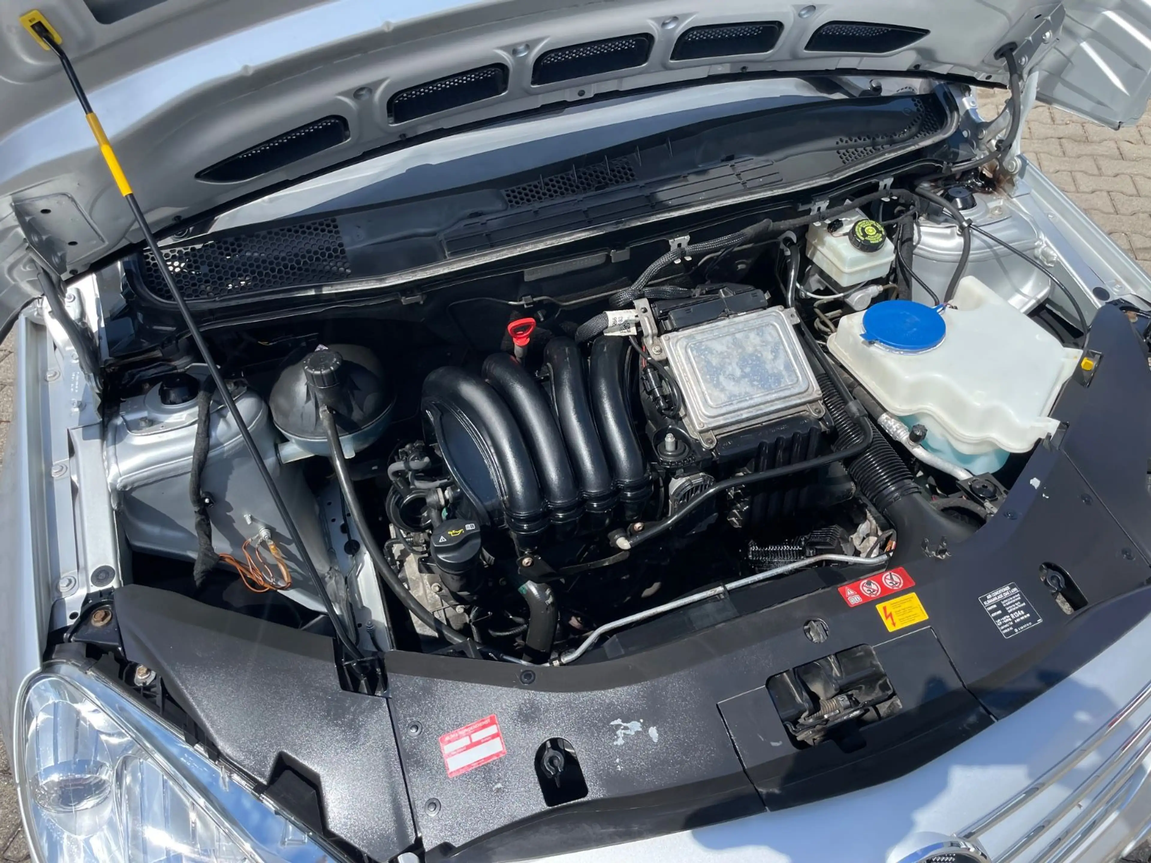Mercedes-Benz B 170 Automatik 17" Alu PDC SHZ Teilleder NEUZST — photo 8