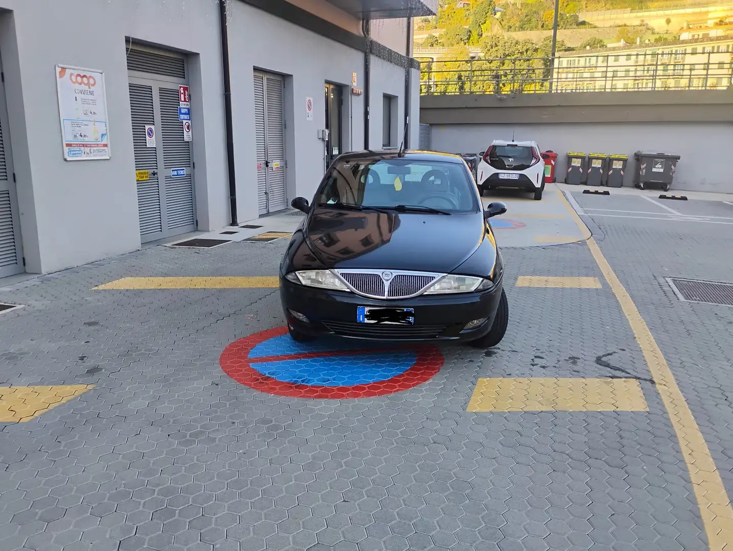 Lancia Y 1.2 8v Allestimento Unica Schwarz - 2