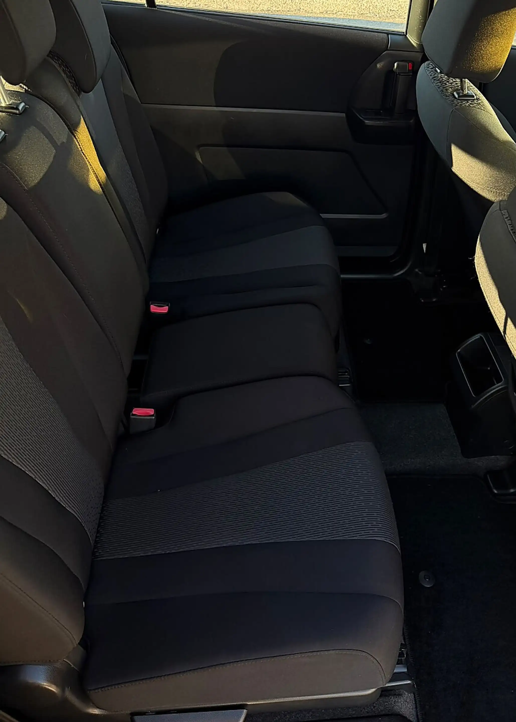 Mazda 5 Mazda5 5 1.8i CE — photo 11