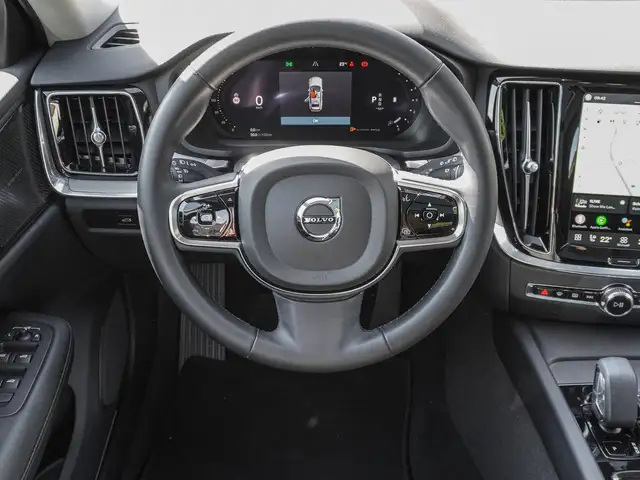 Volvo V60 Cross Country view 12
