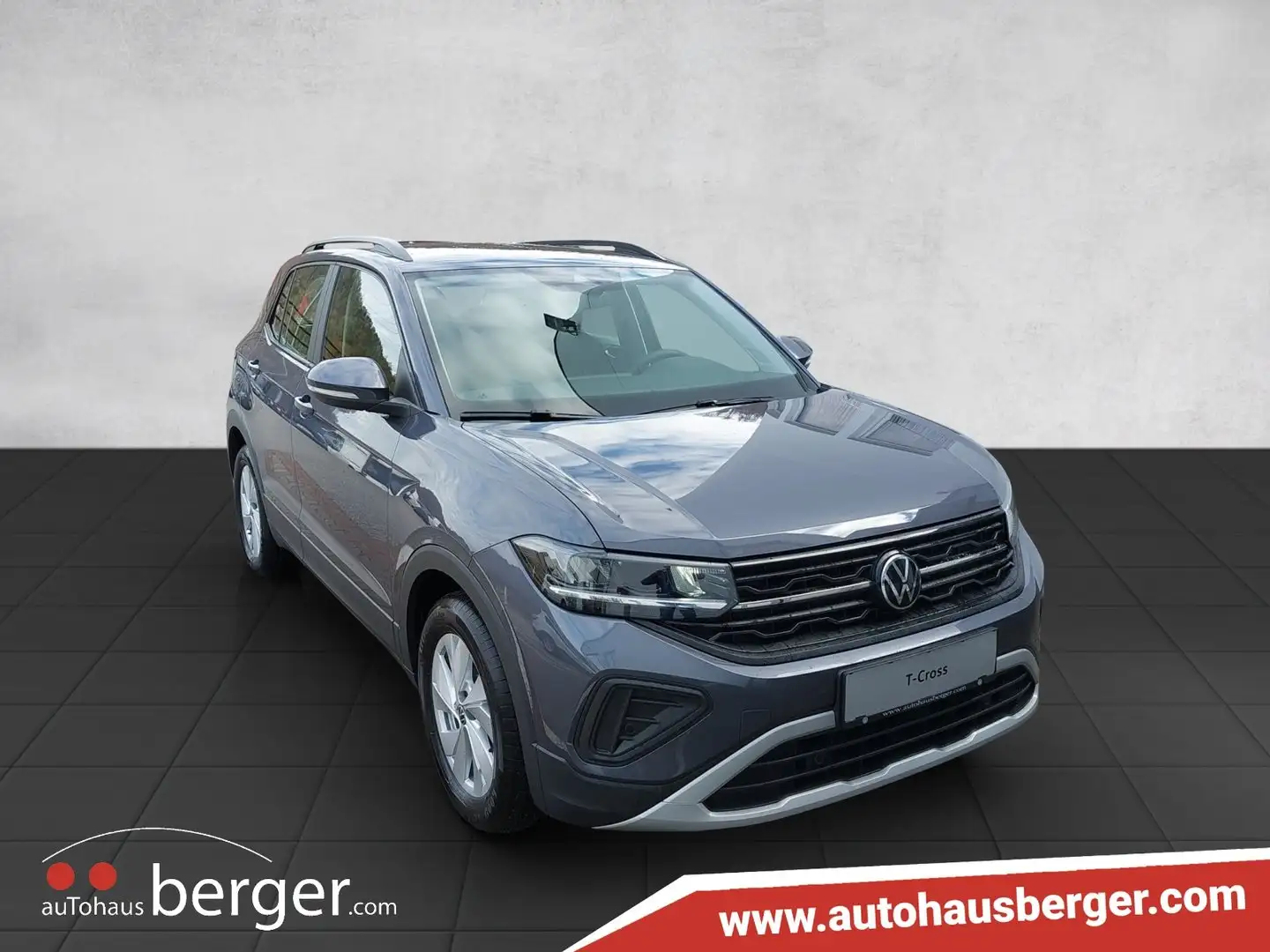 Volkswagen T-Cross 4Me TSI Grau - 1