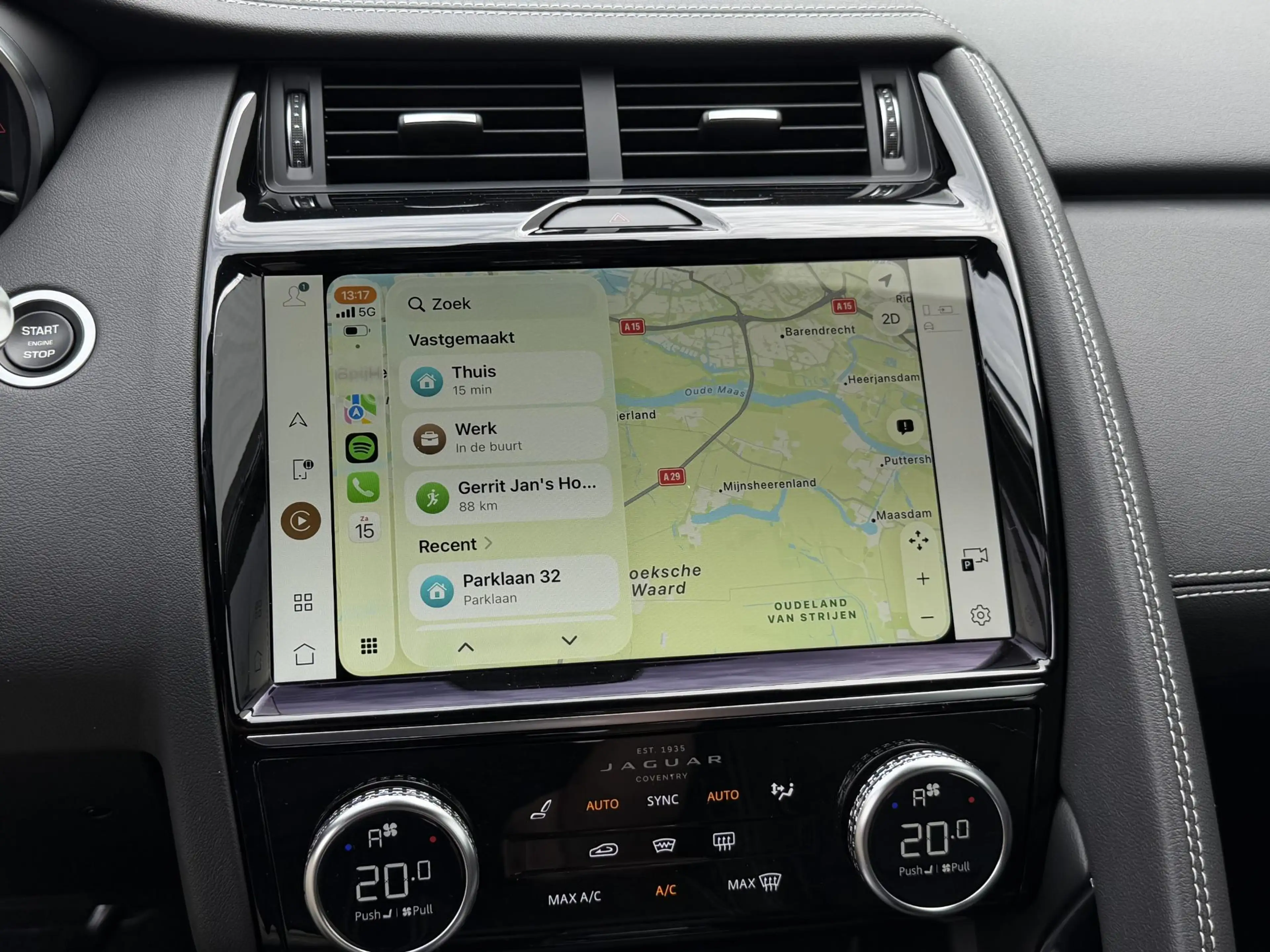 Jaguar E-Pace 1.5 P300e AWD R-Dynamic HSE | Leder/Carplay/3D-Cam — photo 37