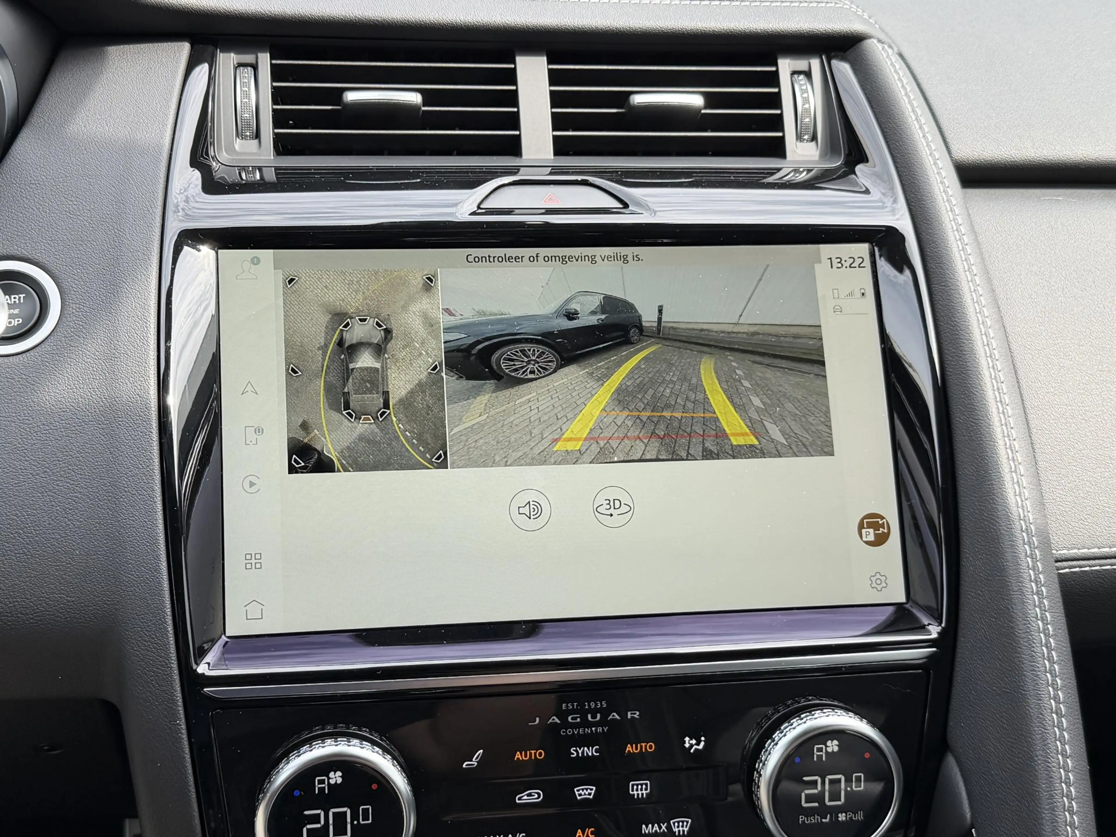 Jaguar E-Pace 1.5 P300e AWD R-Dynamic HSE | Leder/Carplay/3D-Cam — photo 22
