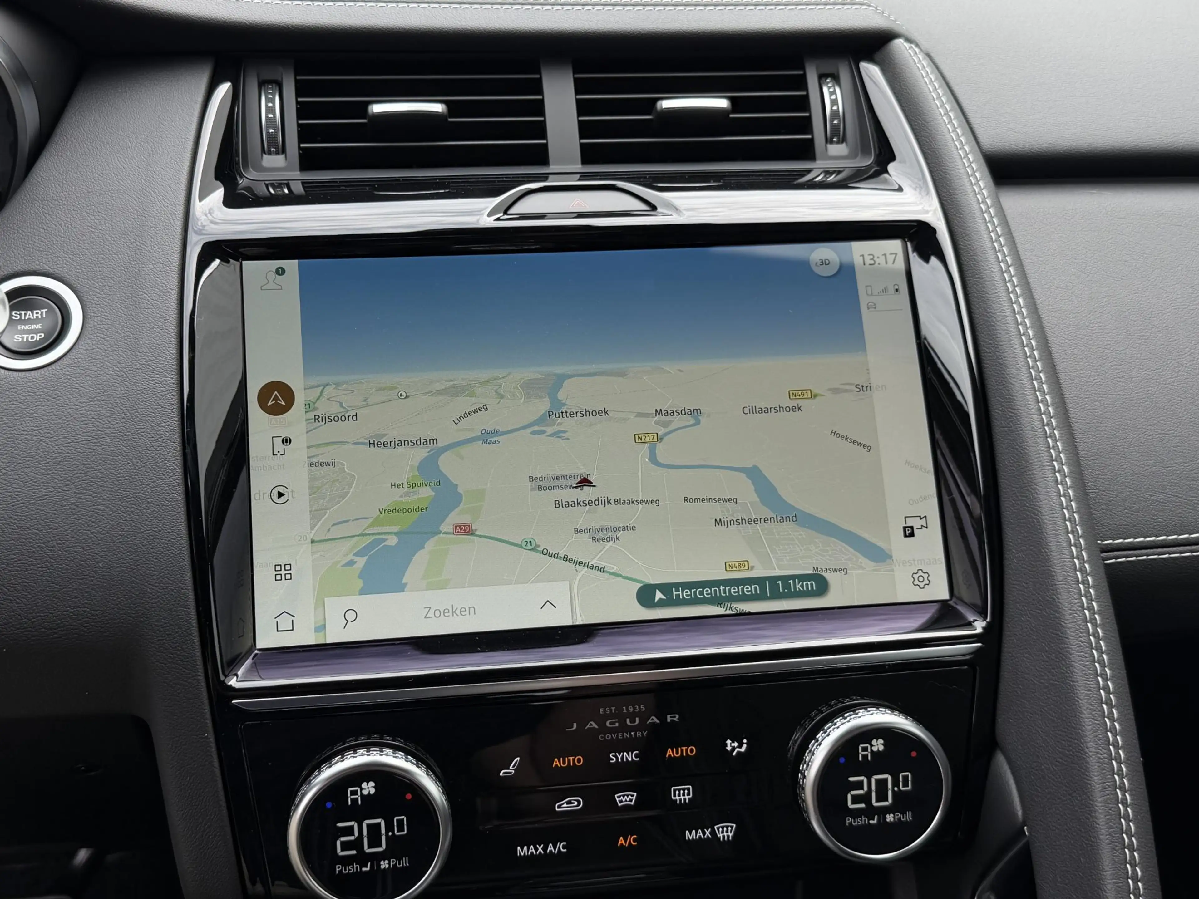 Jaguar E-Pace 1.5 P300e AWD R-Dynamic HSE | Leder/Carplay/3D-Cam — photo 35