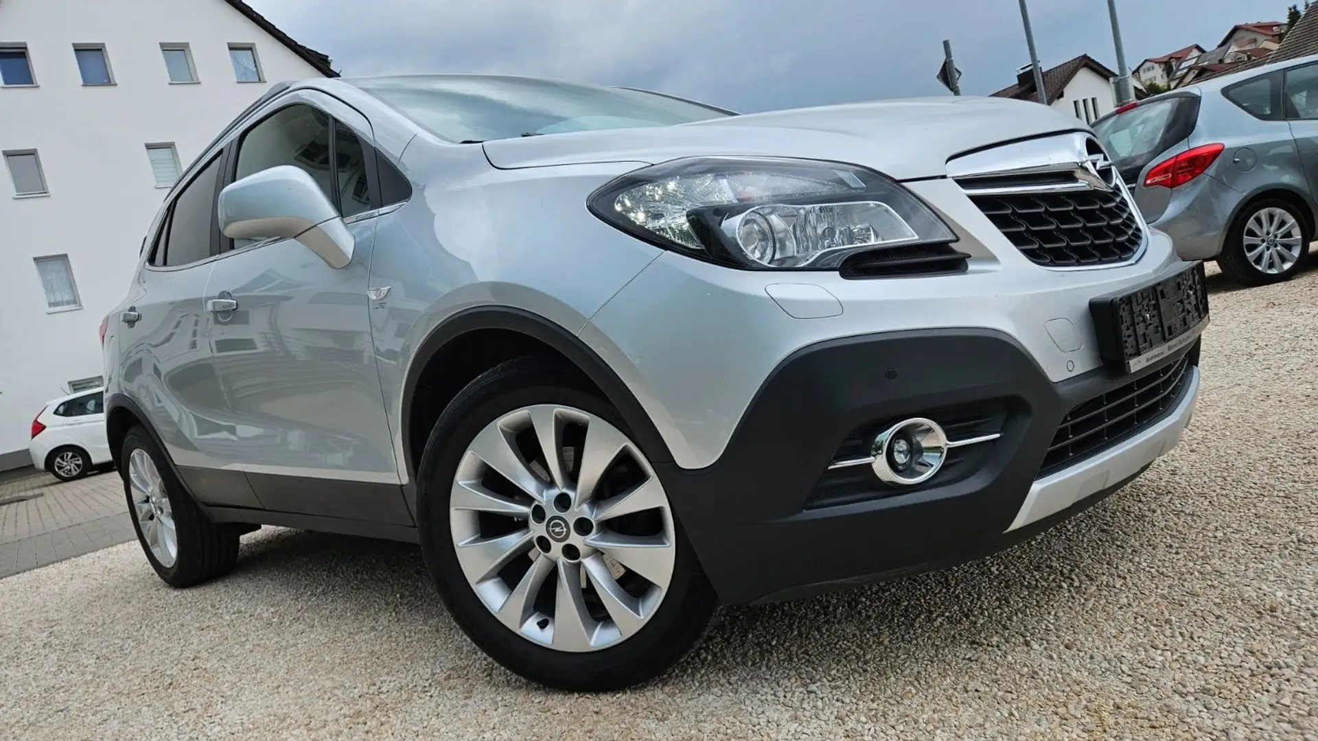 Opel Mokka +TÜV +LEDER+NAVI+GARANTIE+PARKS+TEMPO Argintiu - 1