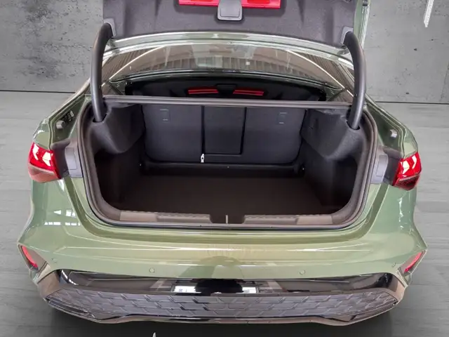Audi A3 view 16