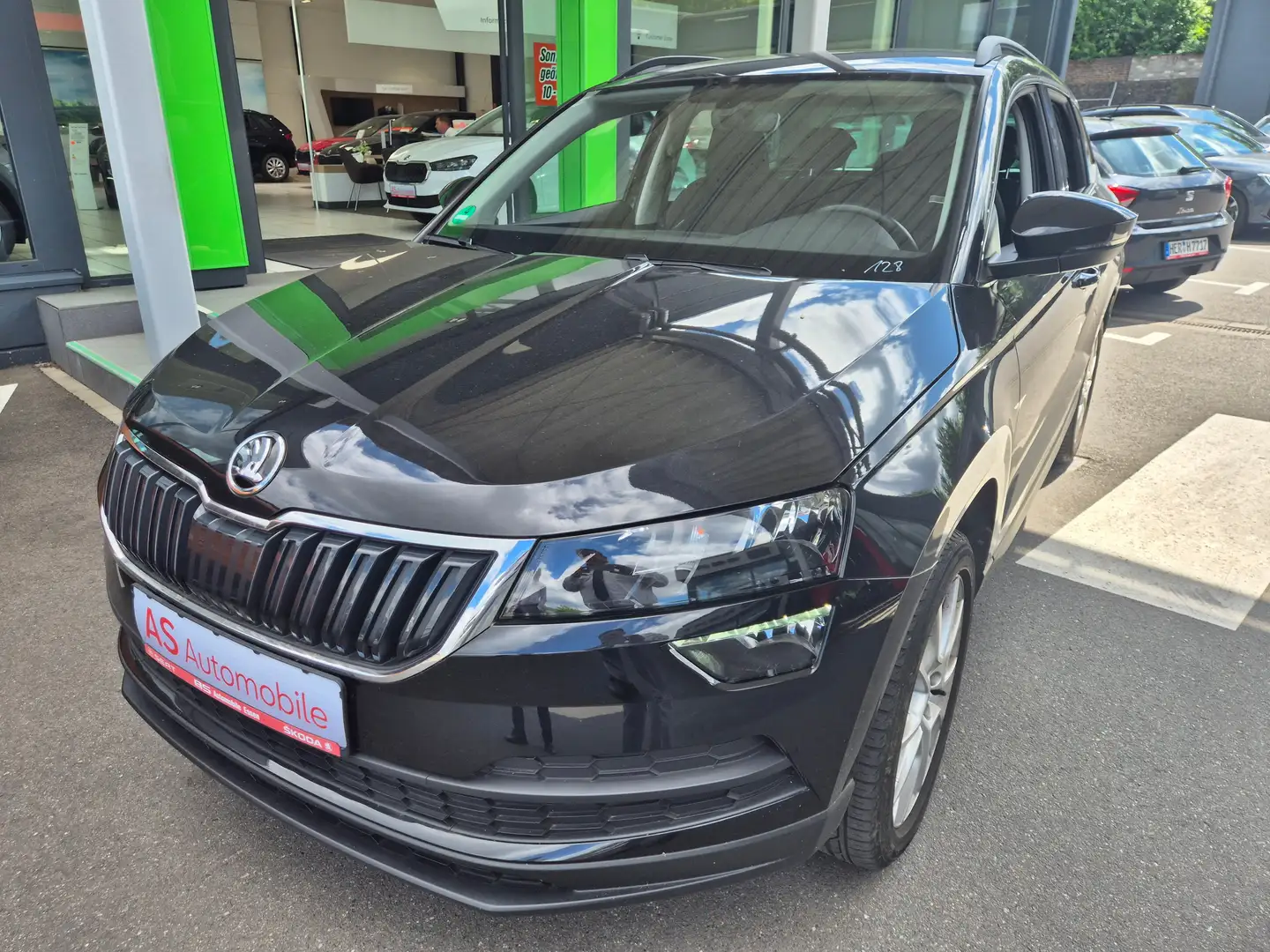 Skoda Karoq "Ihr Skoda Vertragshändler Schwarz - 2